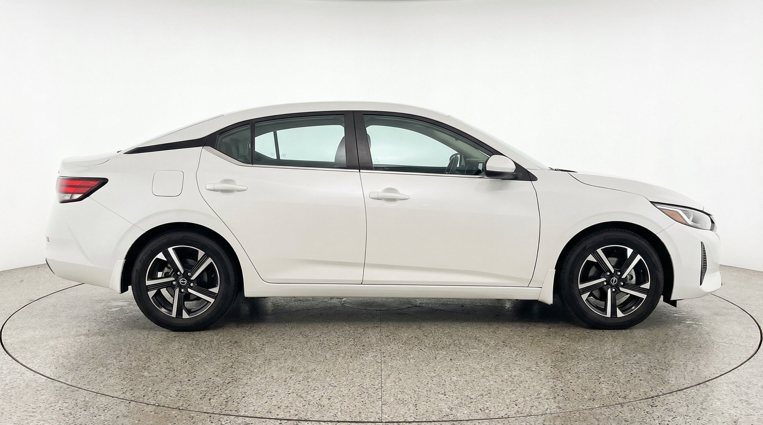 Thumbnail: 2025 Nissan Sentra - 11