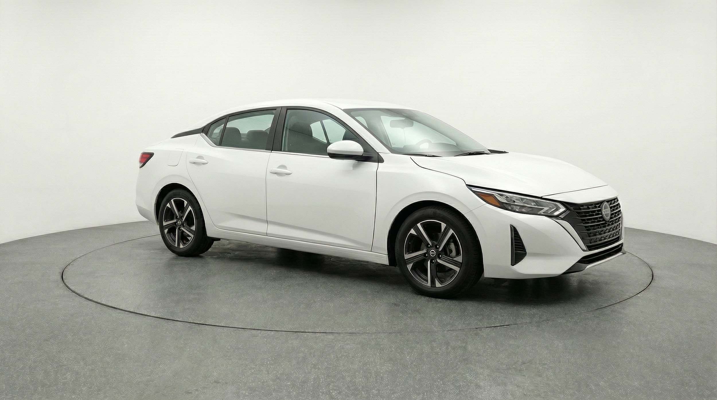 Thumbnail: 2025 Nissan Sentra - 1