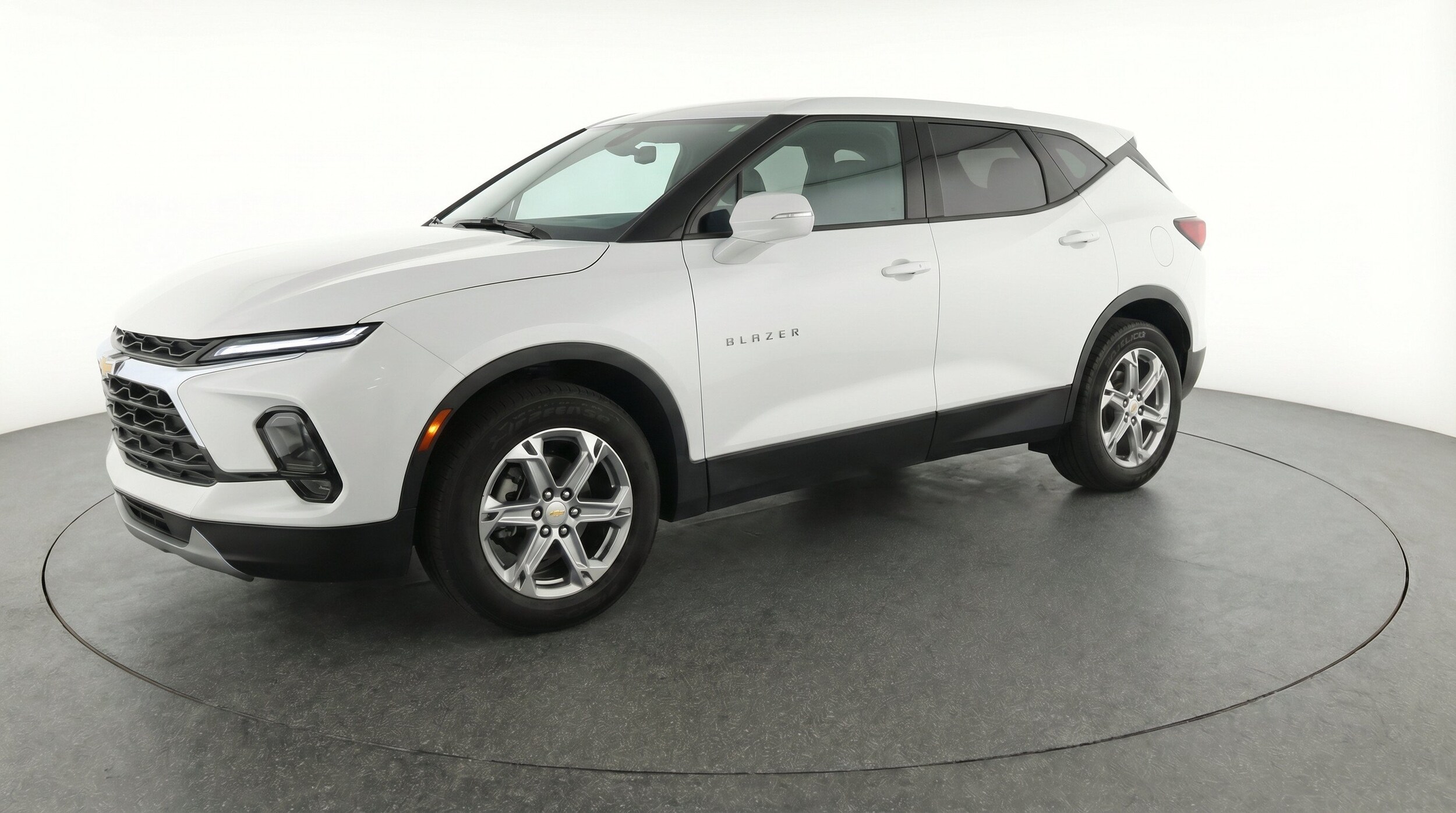 Thumbnail: 2025 Chevrolet Blazer - 3