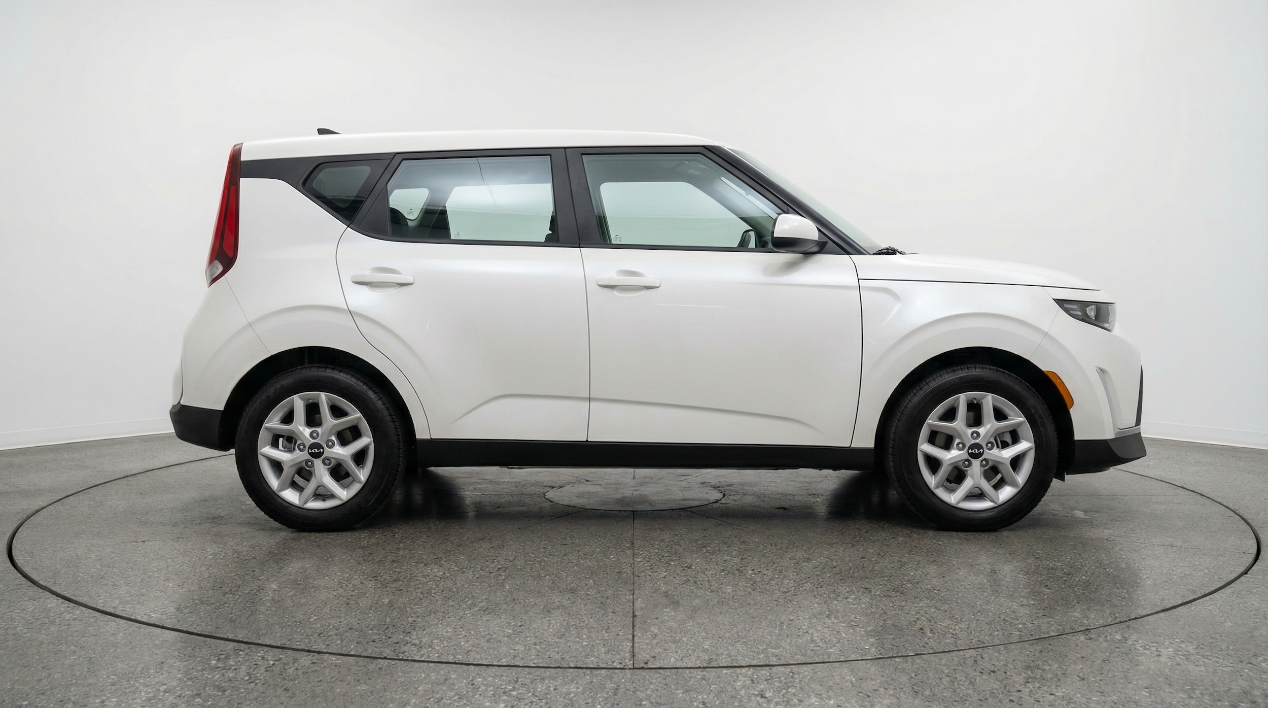 Thumbnail: 2025 Kia Soul - 8