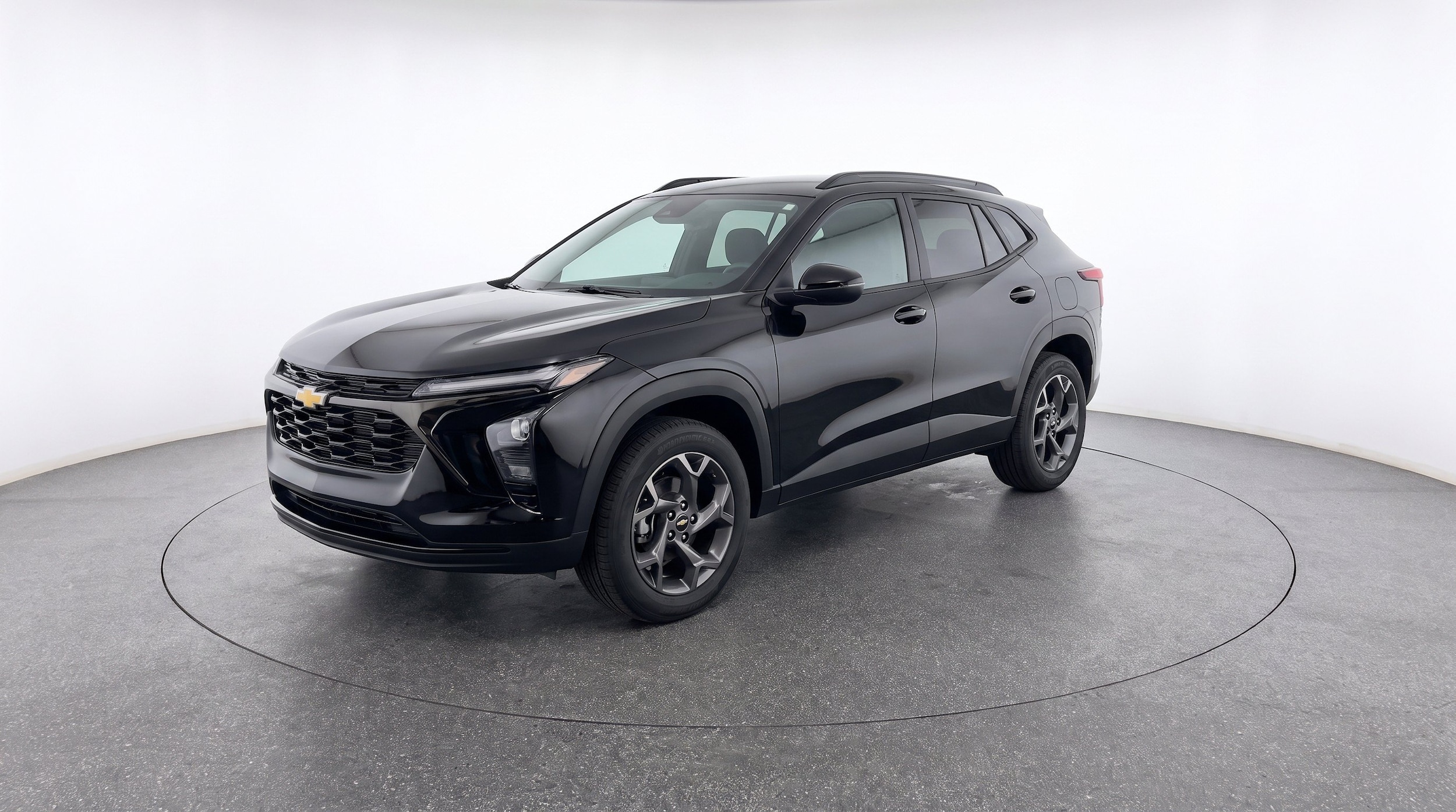 Thumbnail: 2025 Chevrolet Trax - 3