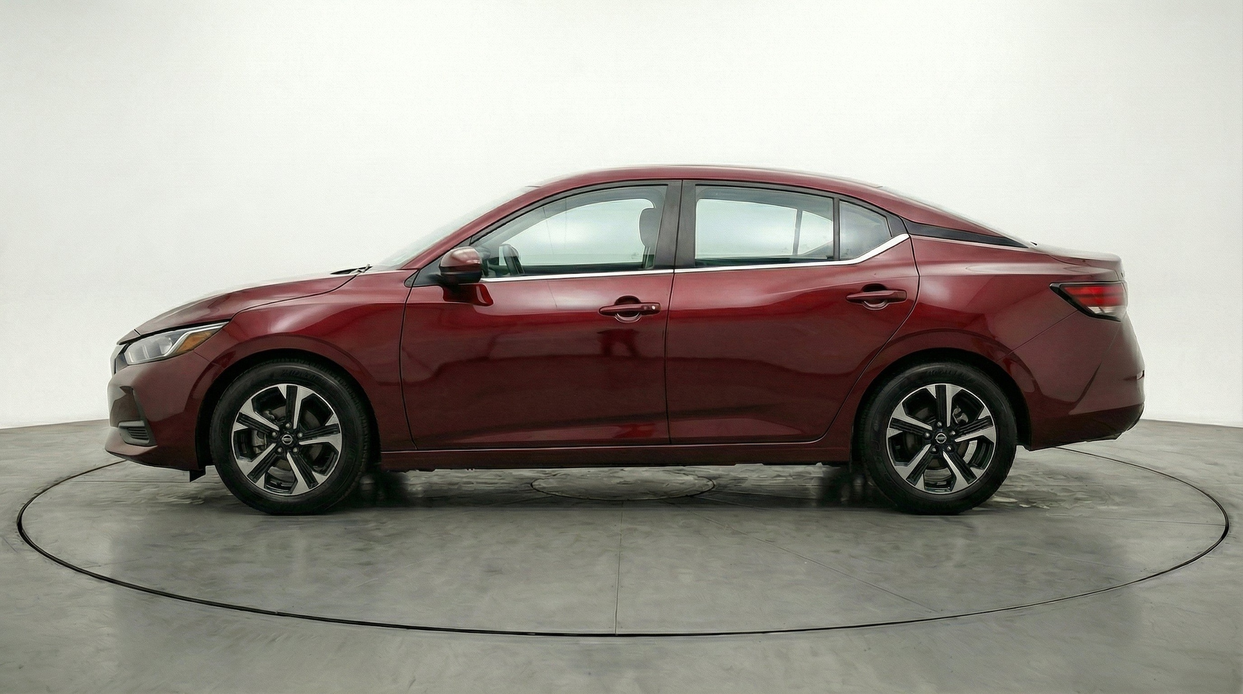 Thumbnail: 2025 Nissan Sentra - 5