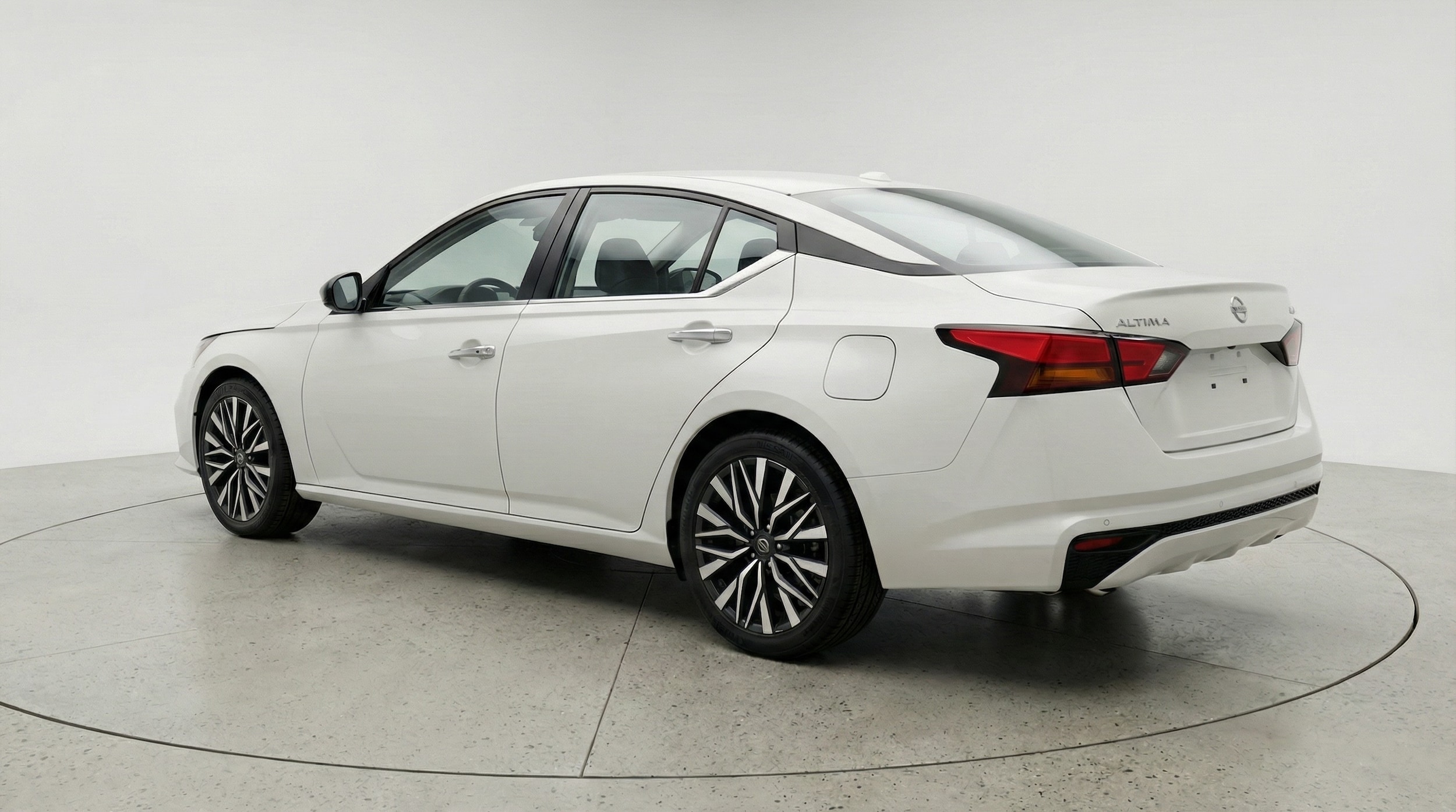 Thumbnail: 2025 Nissan Altima - 5