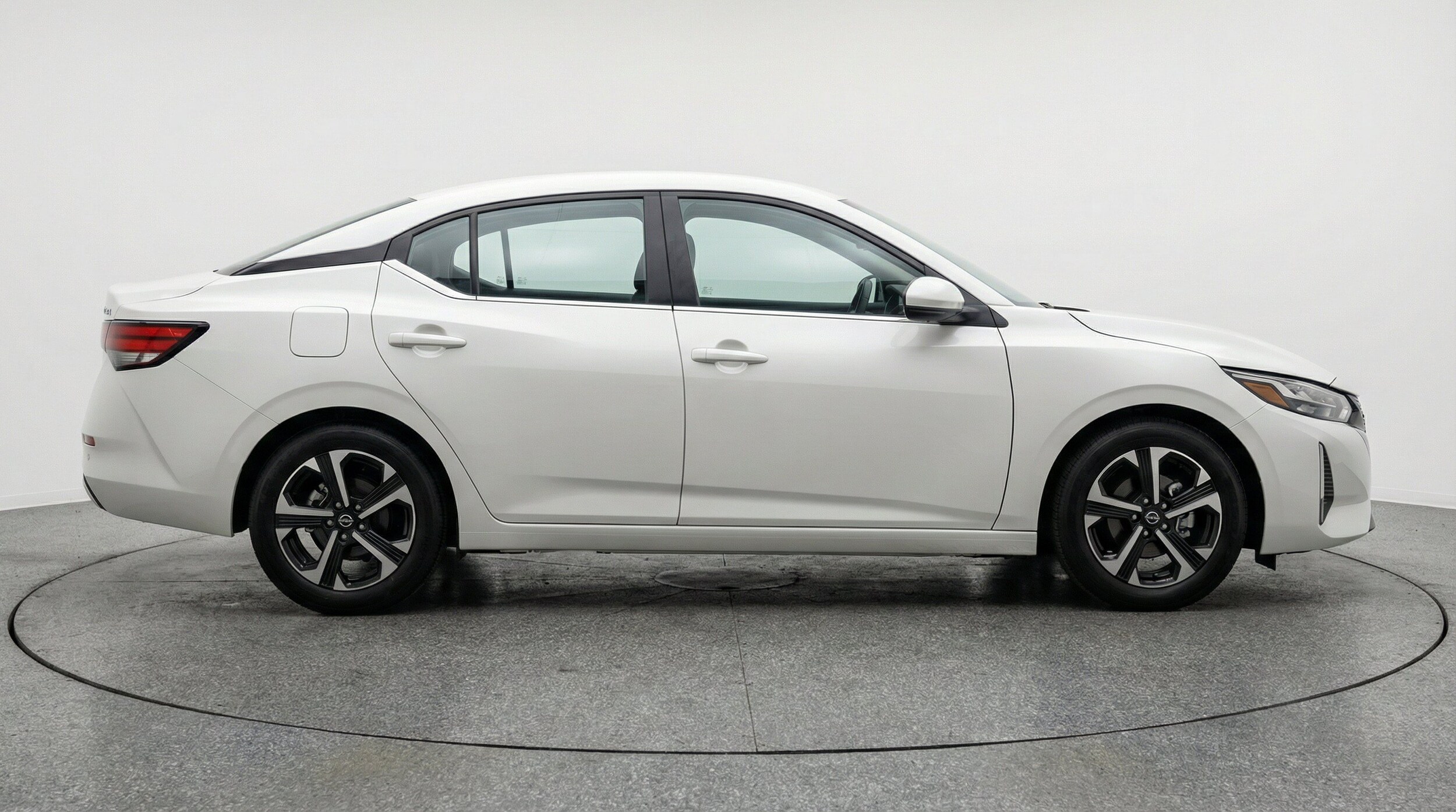 Thumbnail: 2025 Nissan Sentra - 11