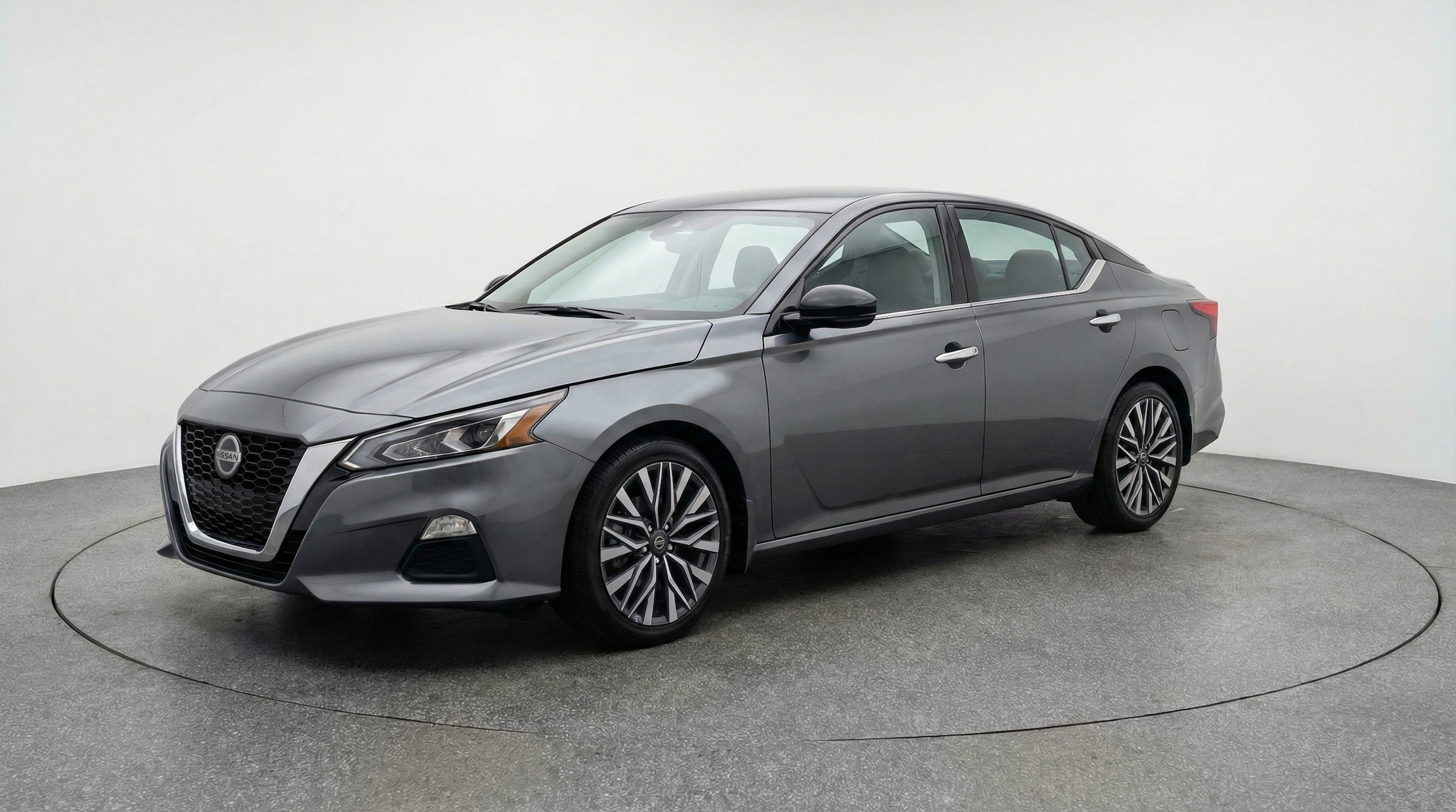 Thumbnail: 2025 Nissan Altima - 3