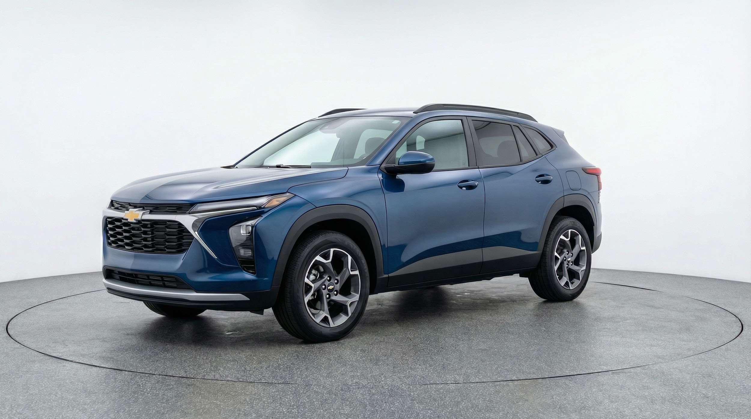 Thumbnail: 2025 Chevrolet Trax - 3