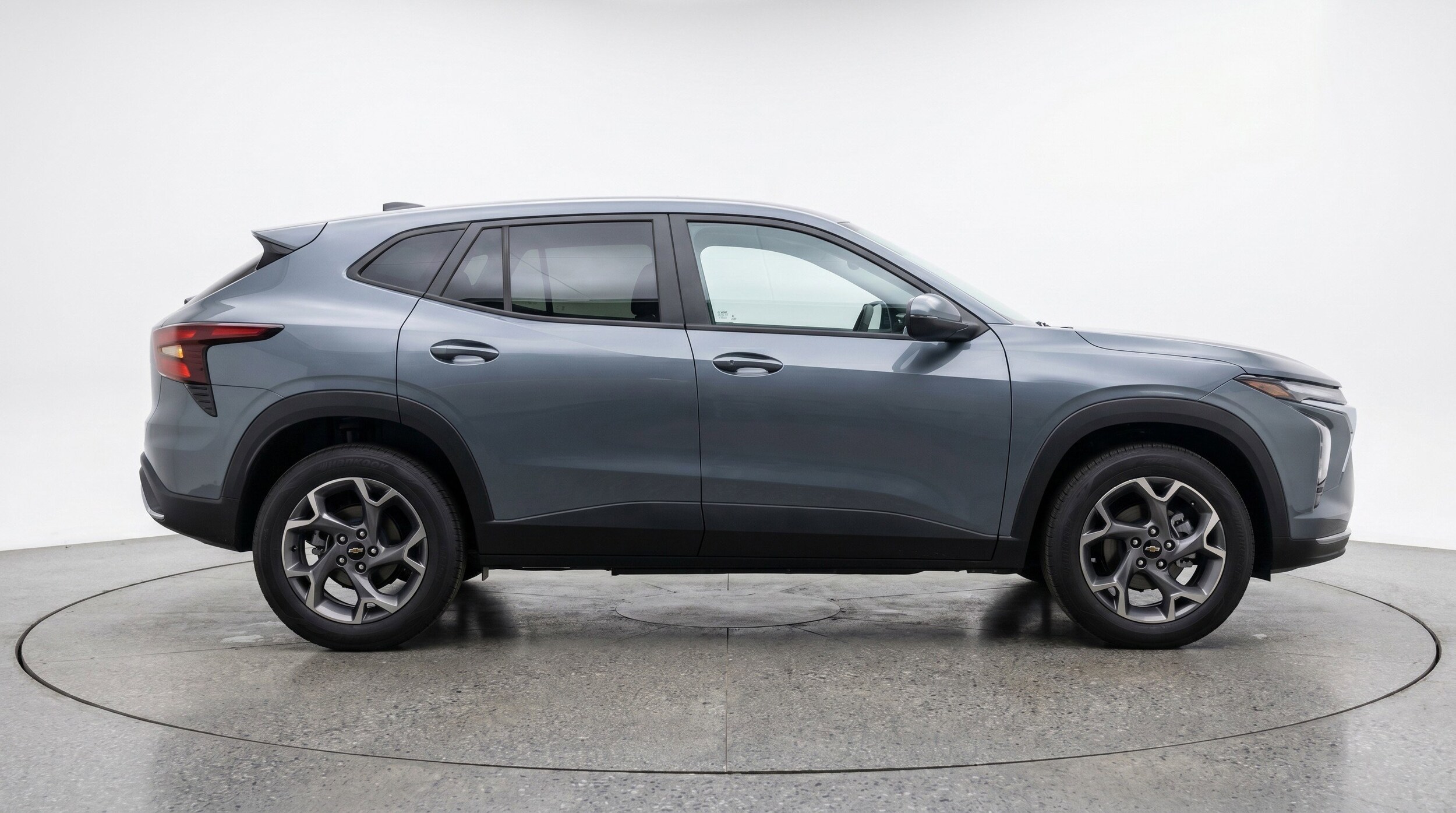 Thumbnail: 2025 Chevrolet Trax - 11