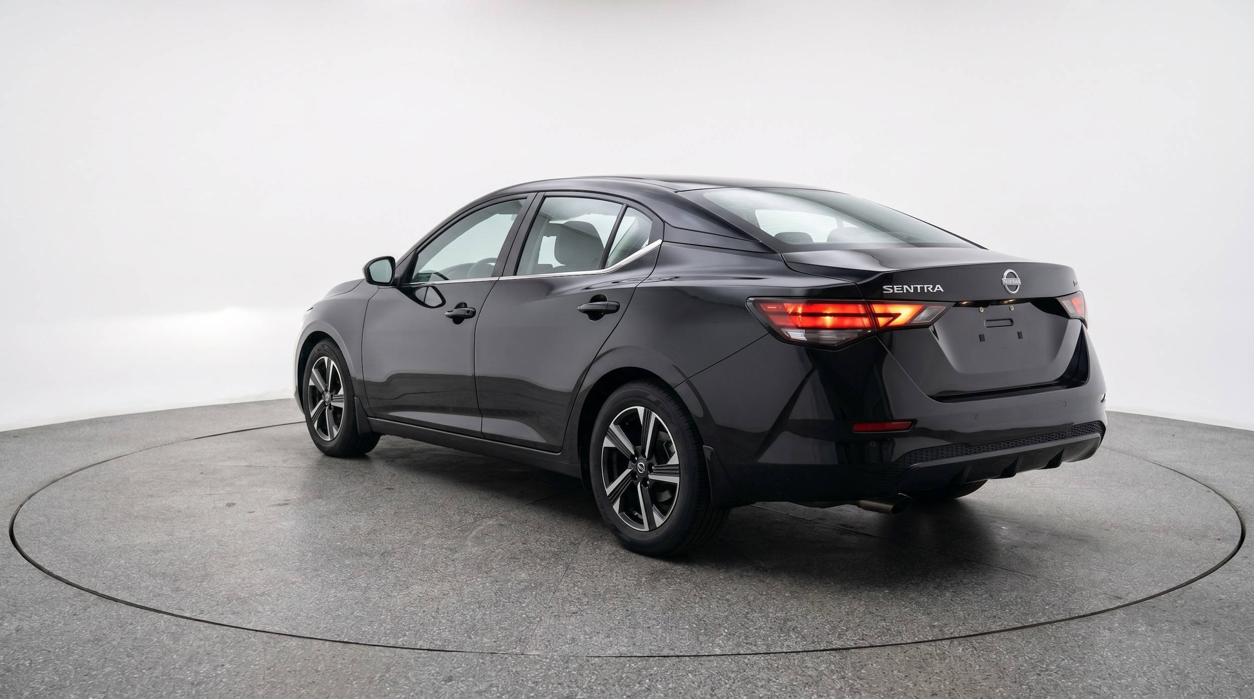 Thumbnail: 2025 Nissan Sentra - 5
