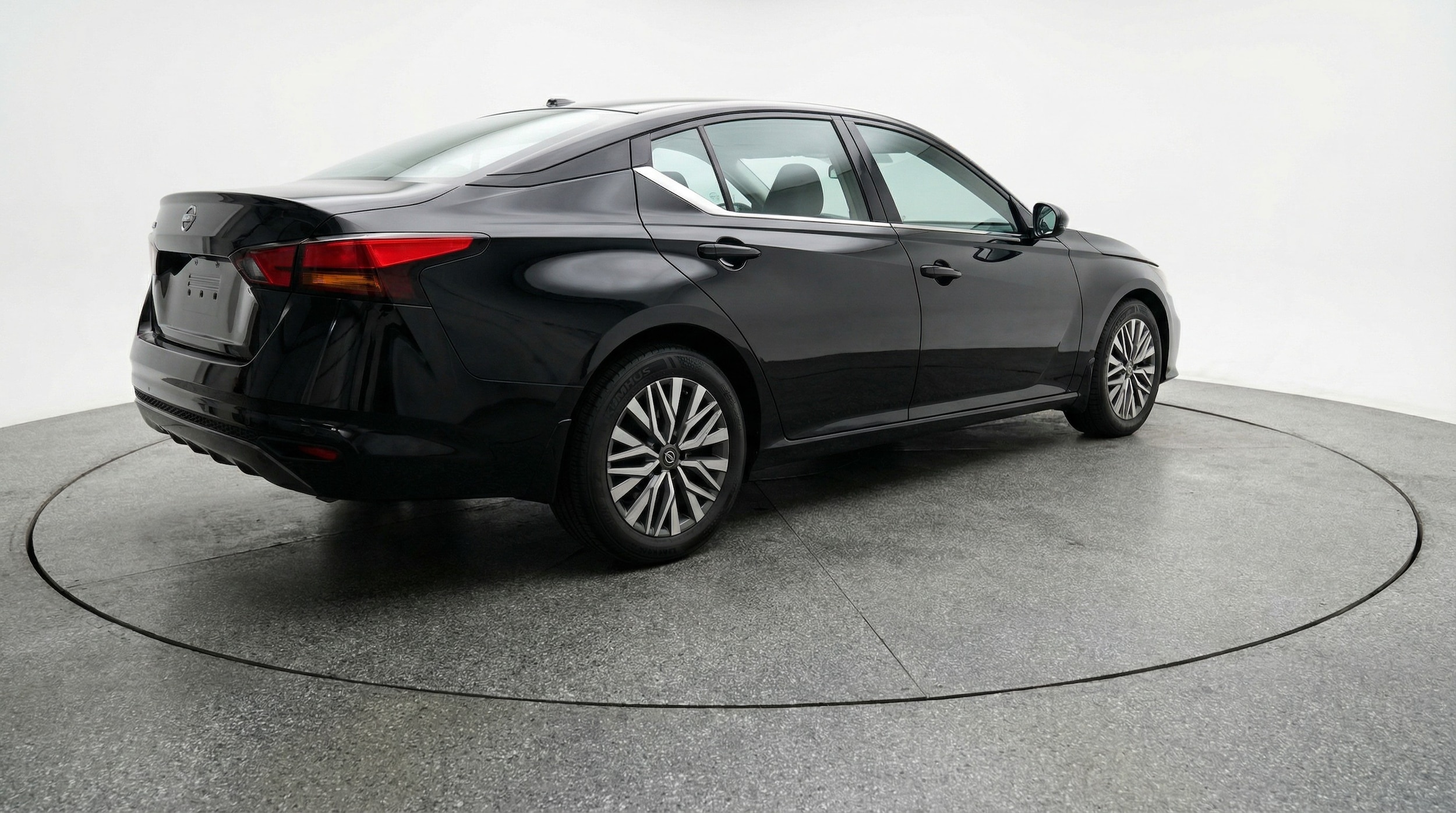 Thumbnail: 2025 Nissan Altima - 7