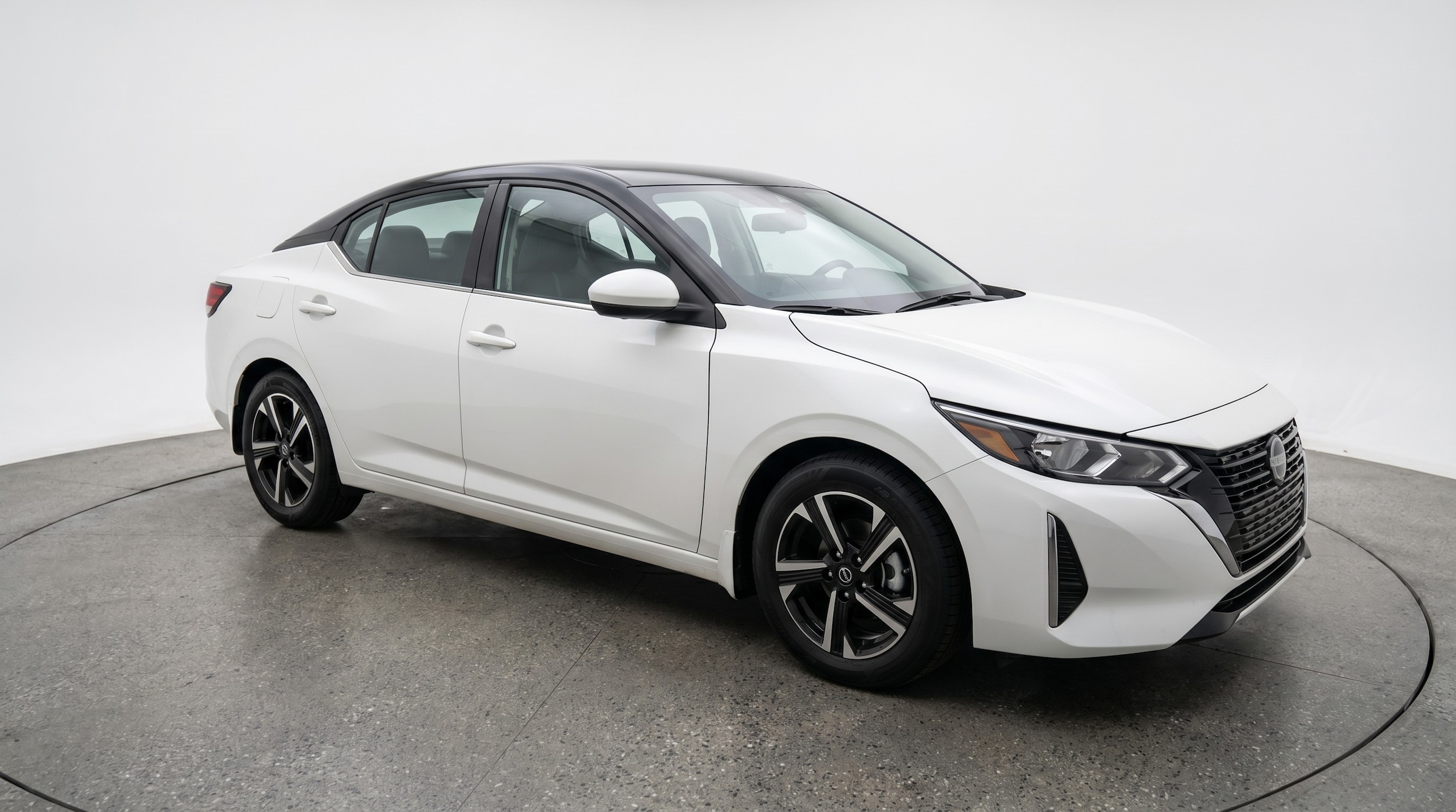 Thumbnail: 2025 Nissan Sentra - 1