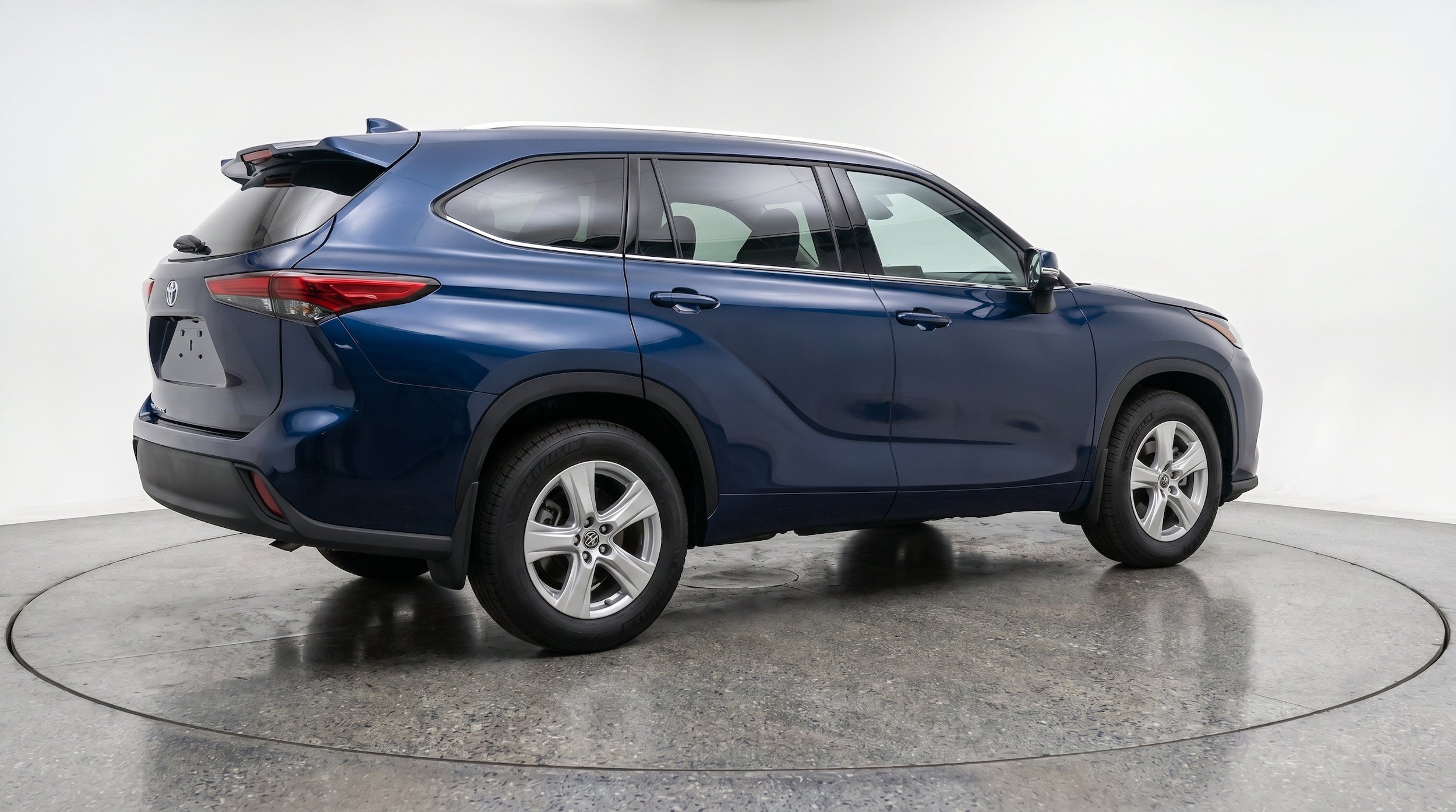 Thumbnail: 2025 Toyota Highlander - 9