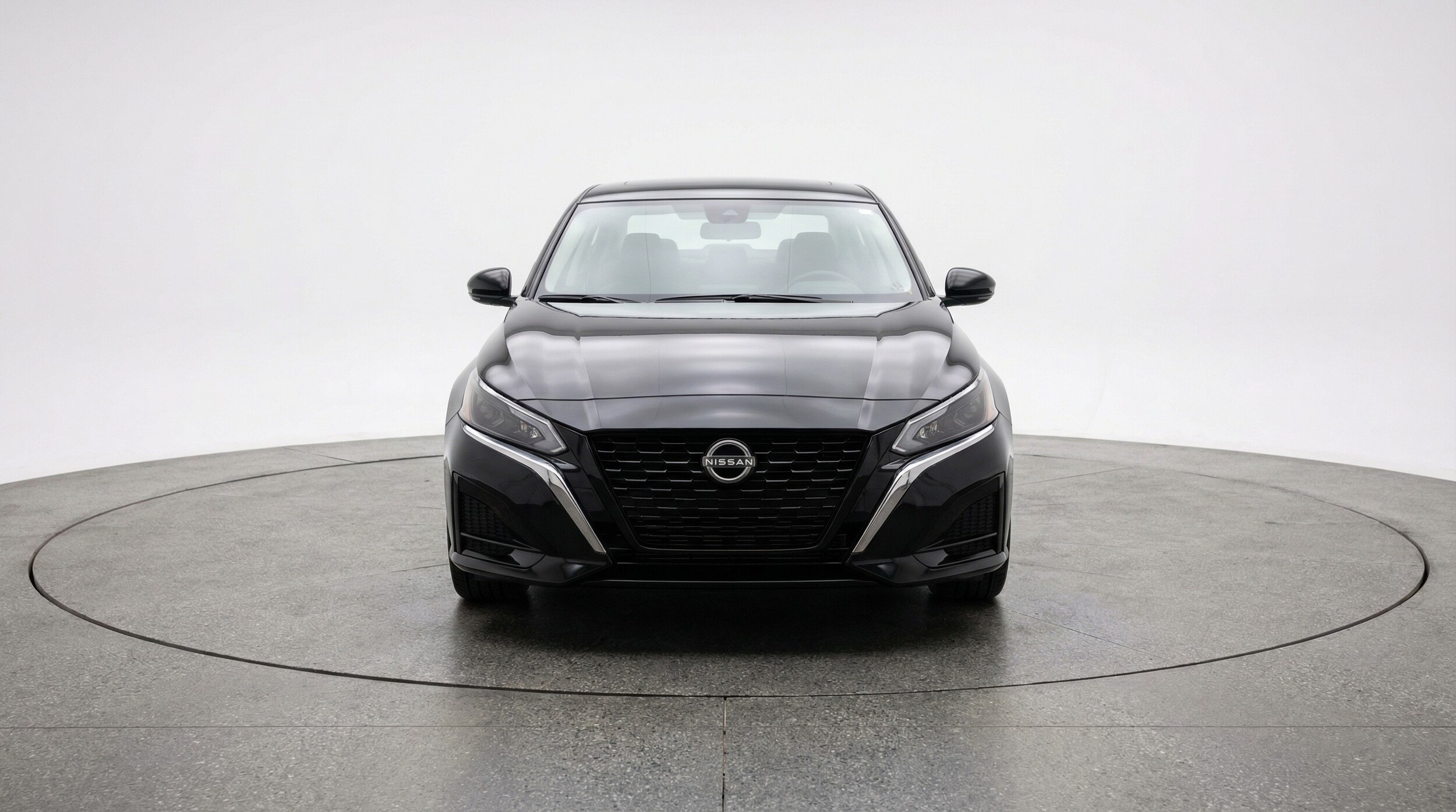 Thumbnail: 2025 Nissan Altima - 2