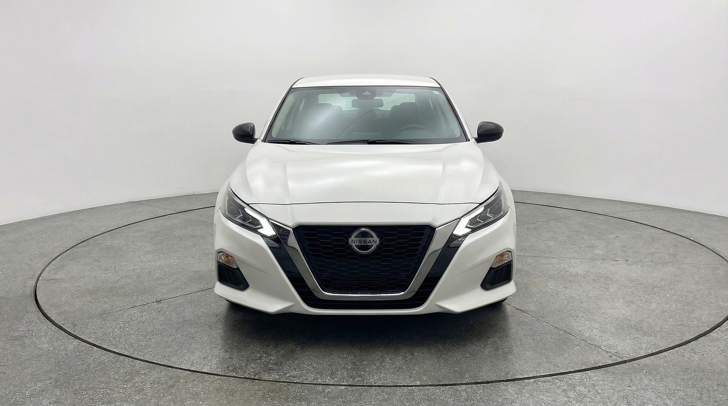 Thumbnail: 2025 Nissan Altima - 2