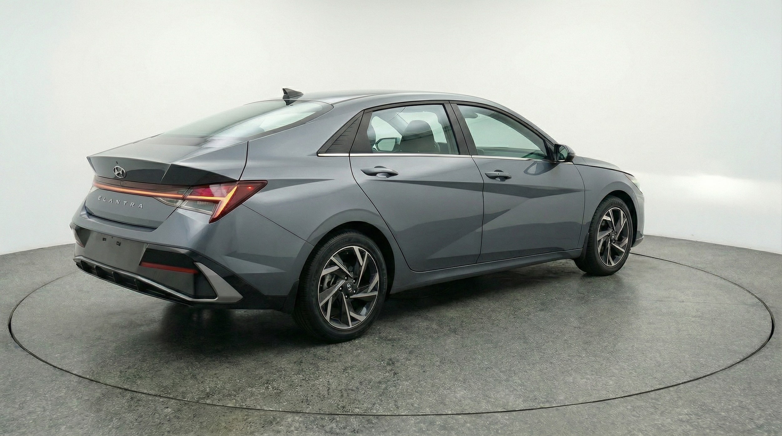 Thumbnail: 2025 Hyundai Elantra - 7