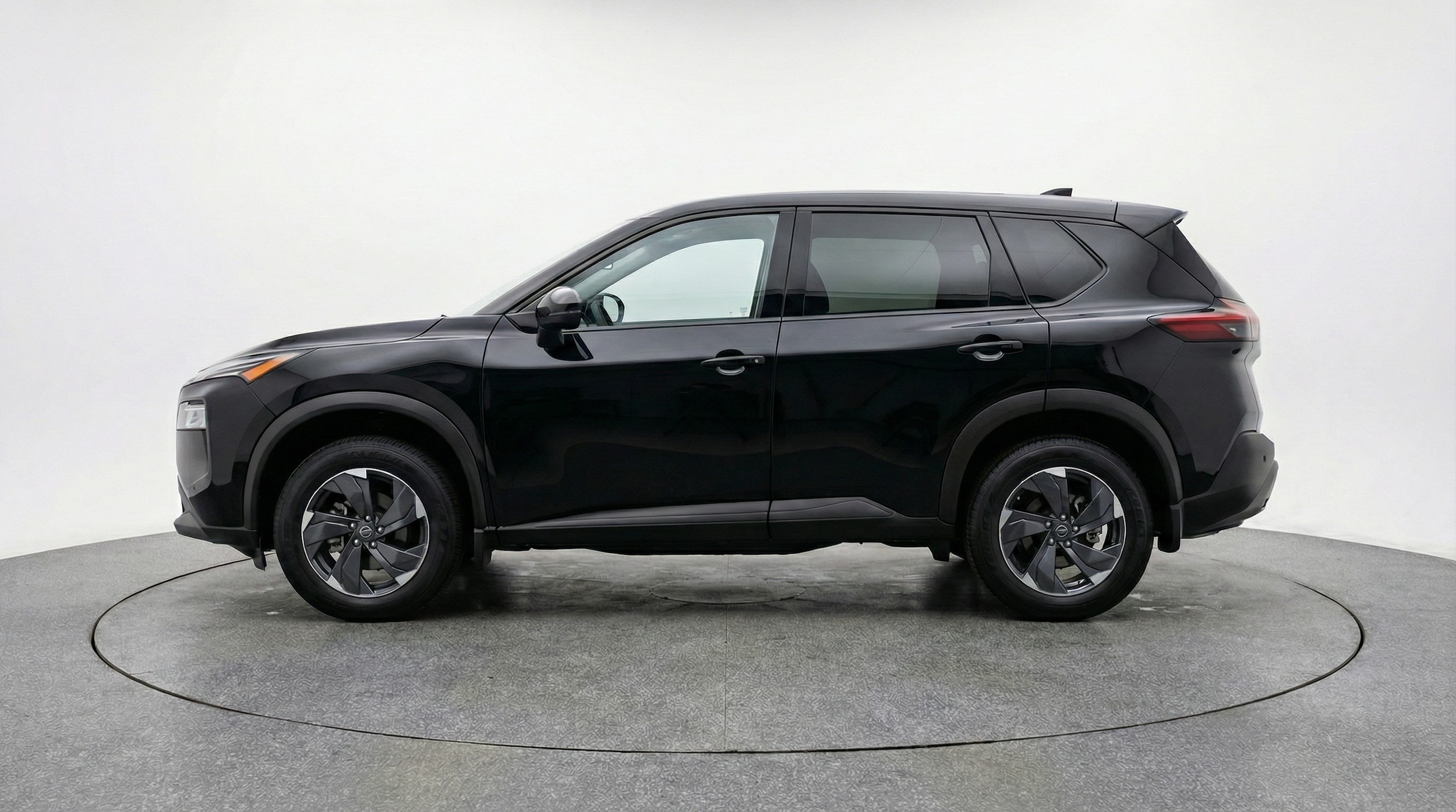 Thumbnail: 2025 Nissan Rogue - 4