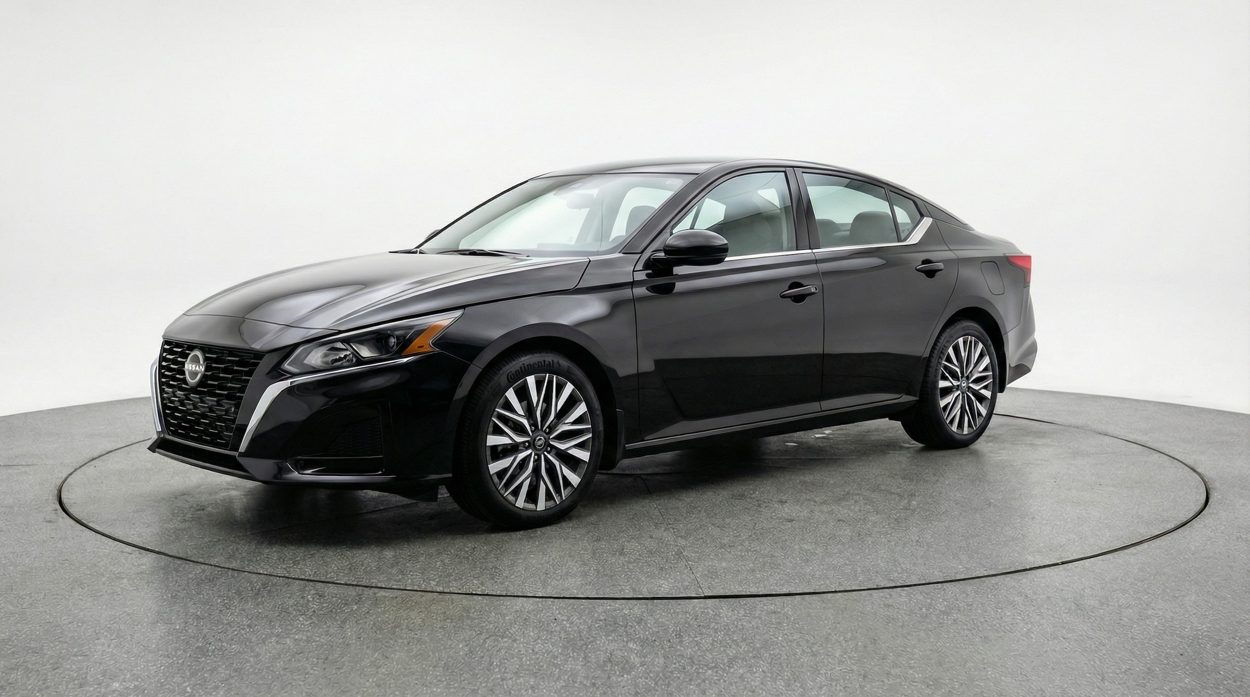 Thumbnail: 2025 Nissan Altima - 3