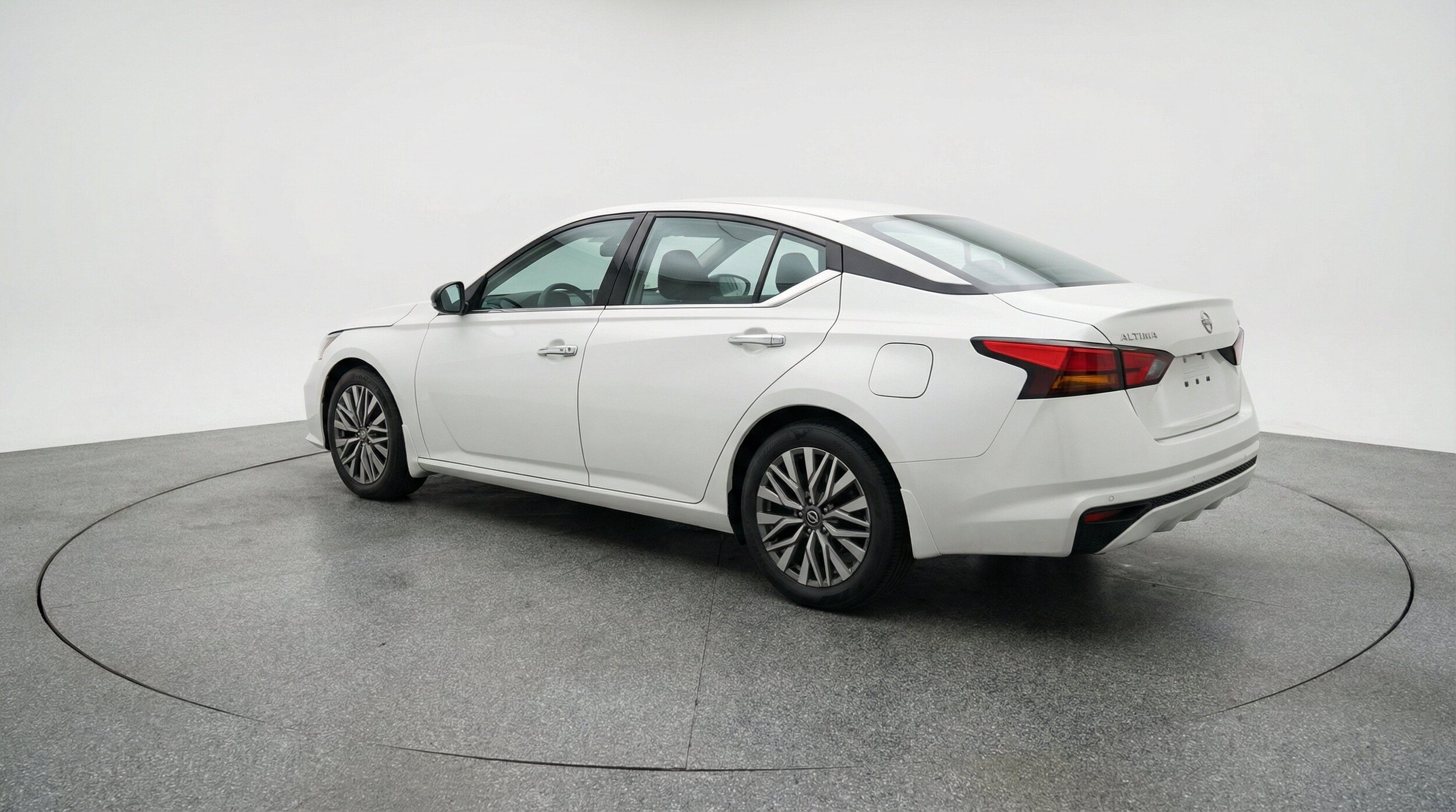 Thumbnail: 2025 Nissan Altima - 6