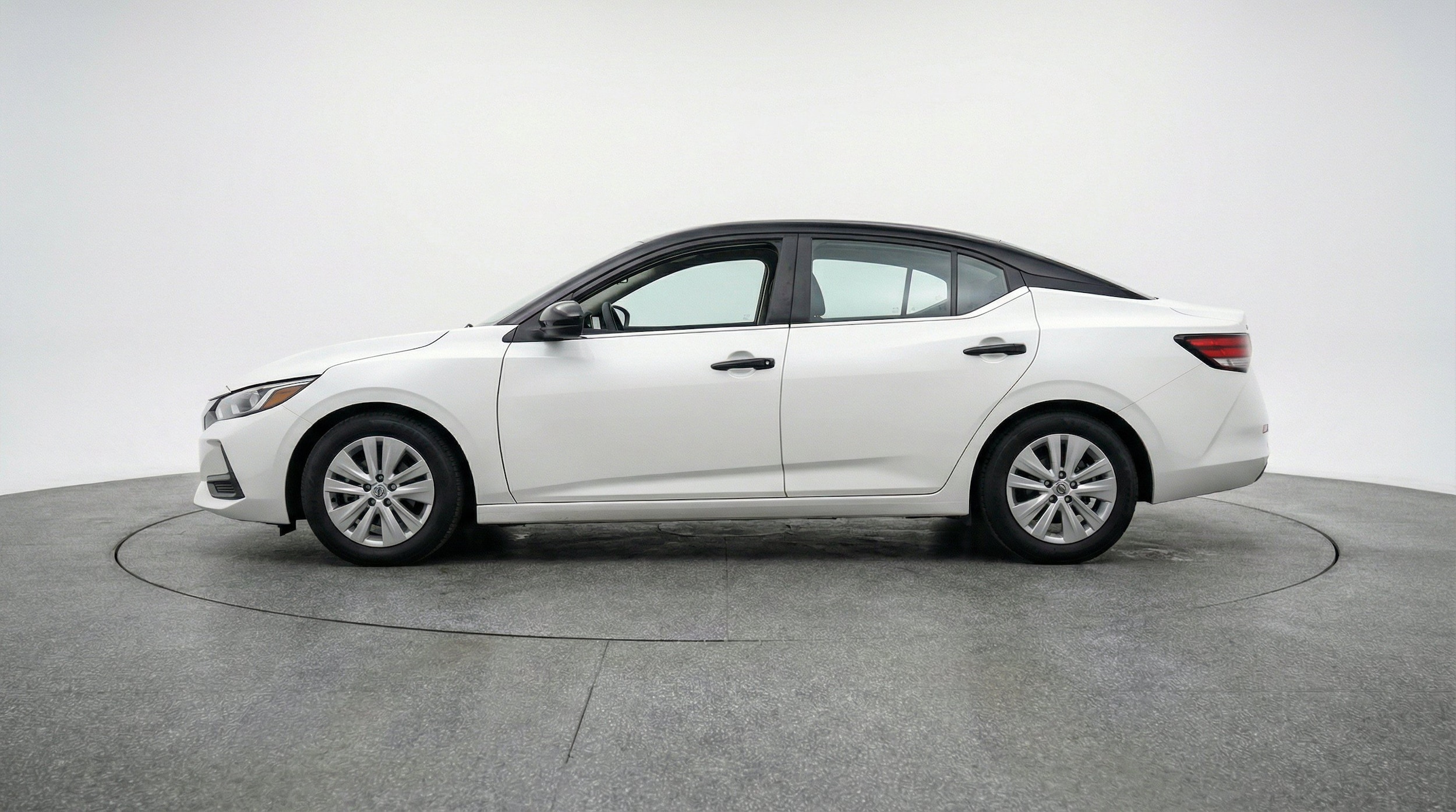 Thumbnail: 2025 Nissan Sentra - 5