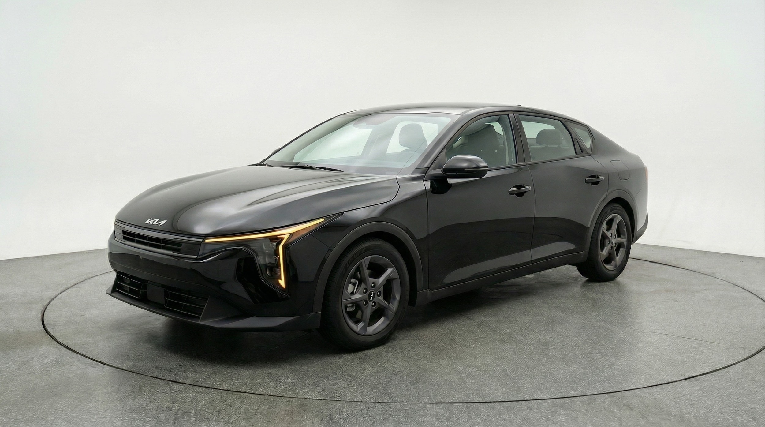 Thumbnail: 2025 Kia K4 - 3