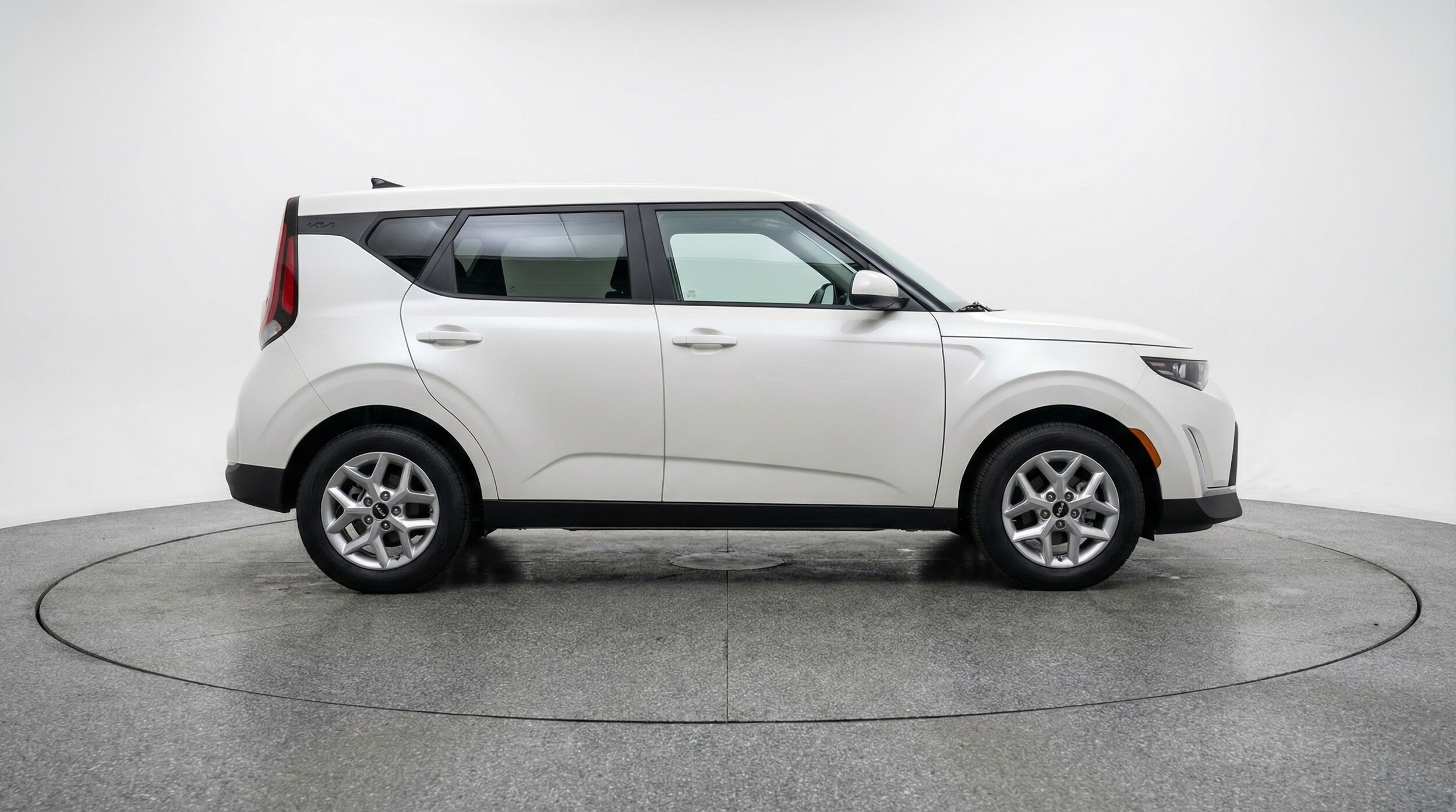 Thumbnail: 2025 Kia Soul - 8