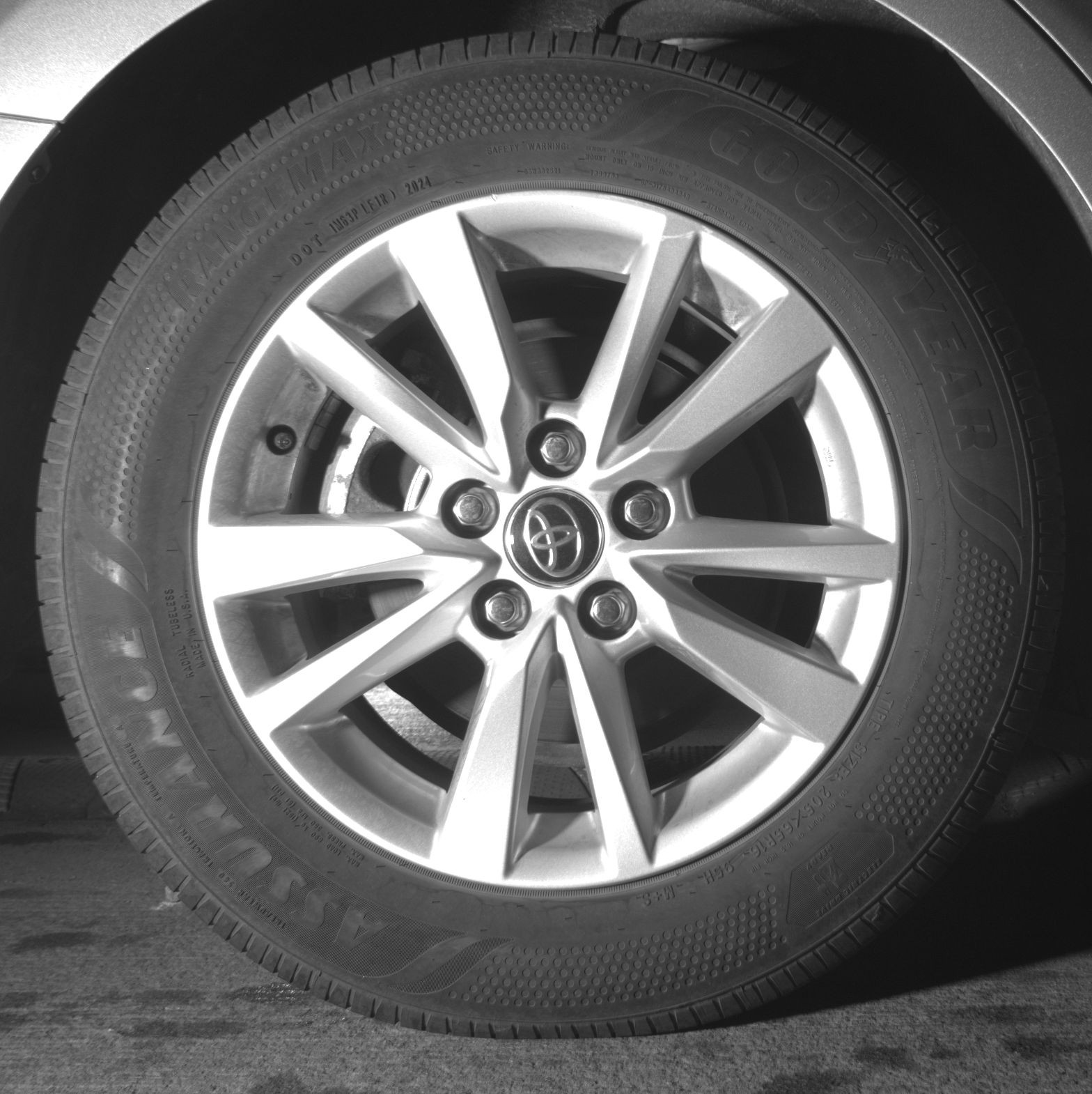 Thumbnail: 2025 Toyota Camry - 17