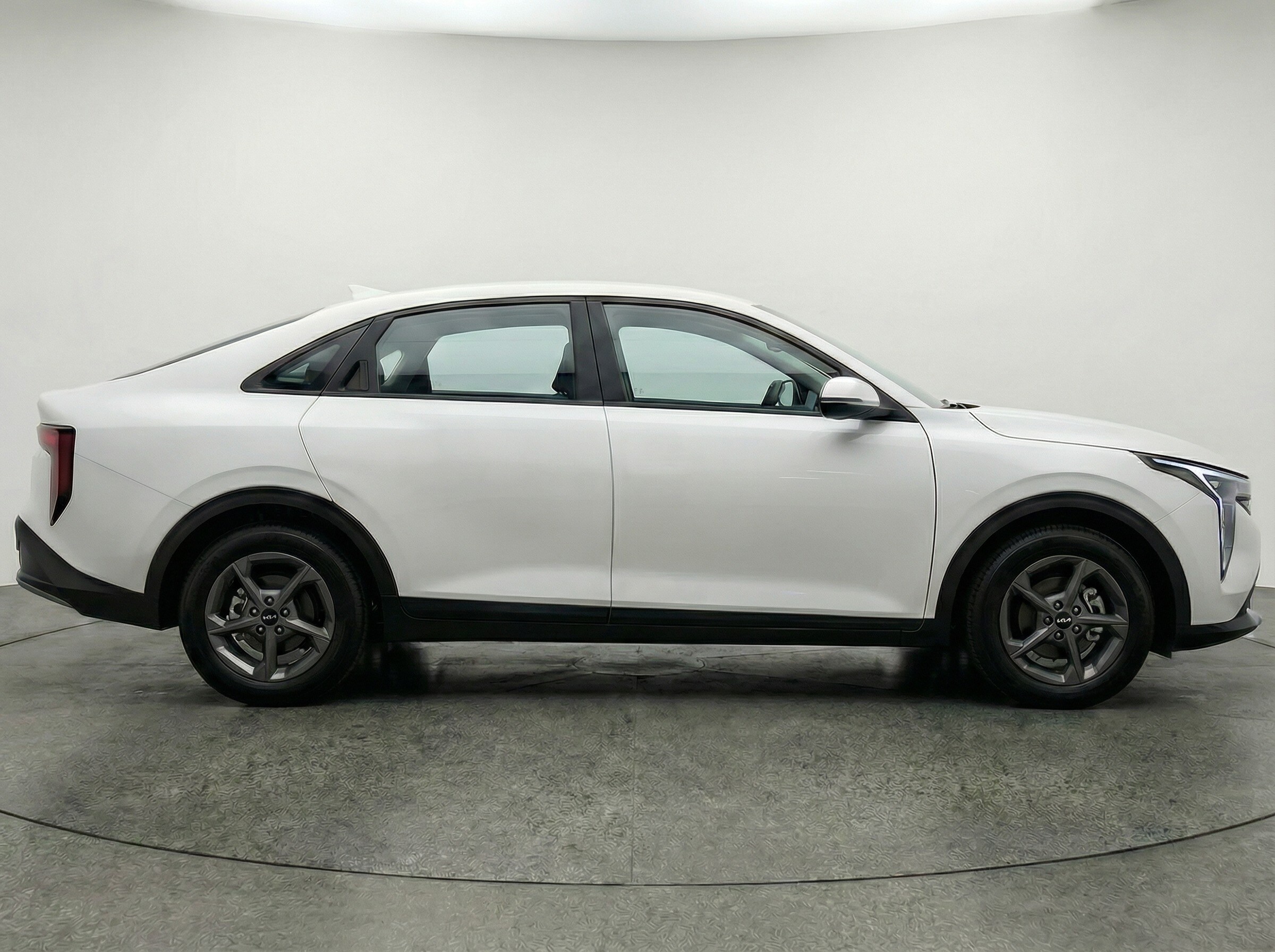 Thumbnail: 2025 Kia K4 - 8
