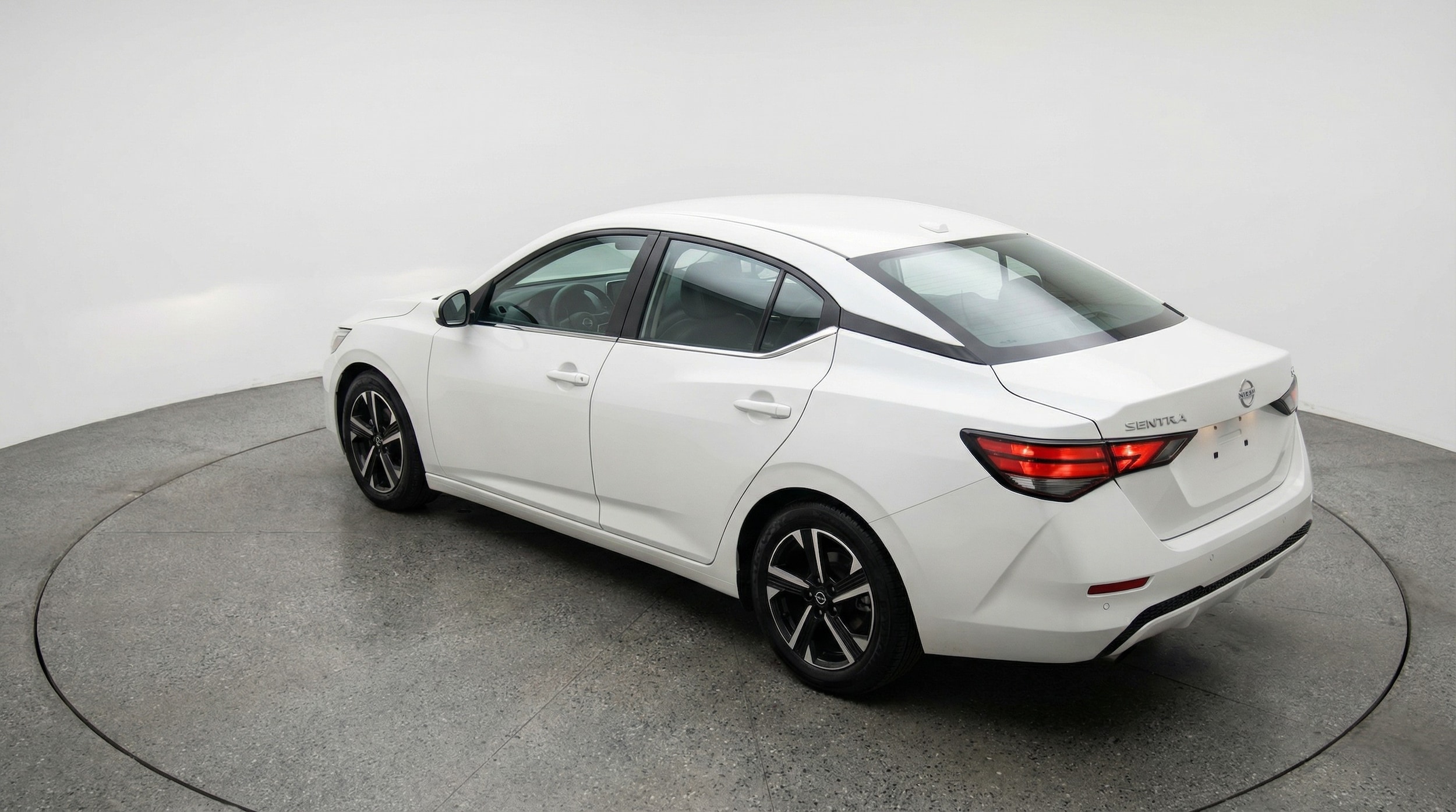 Thumbnail: 2025 Nissan Sentra - 5