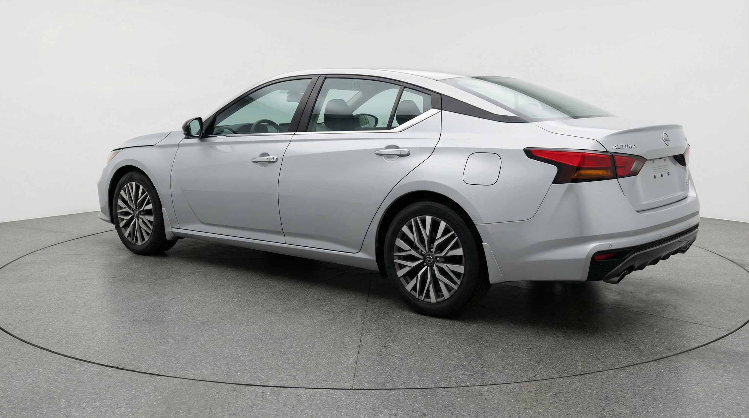 Thumbnail: 2025 Nissan Altima - 5