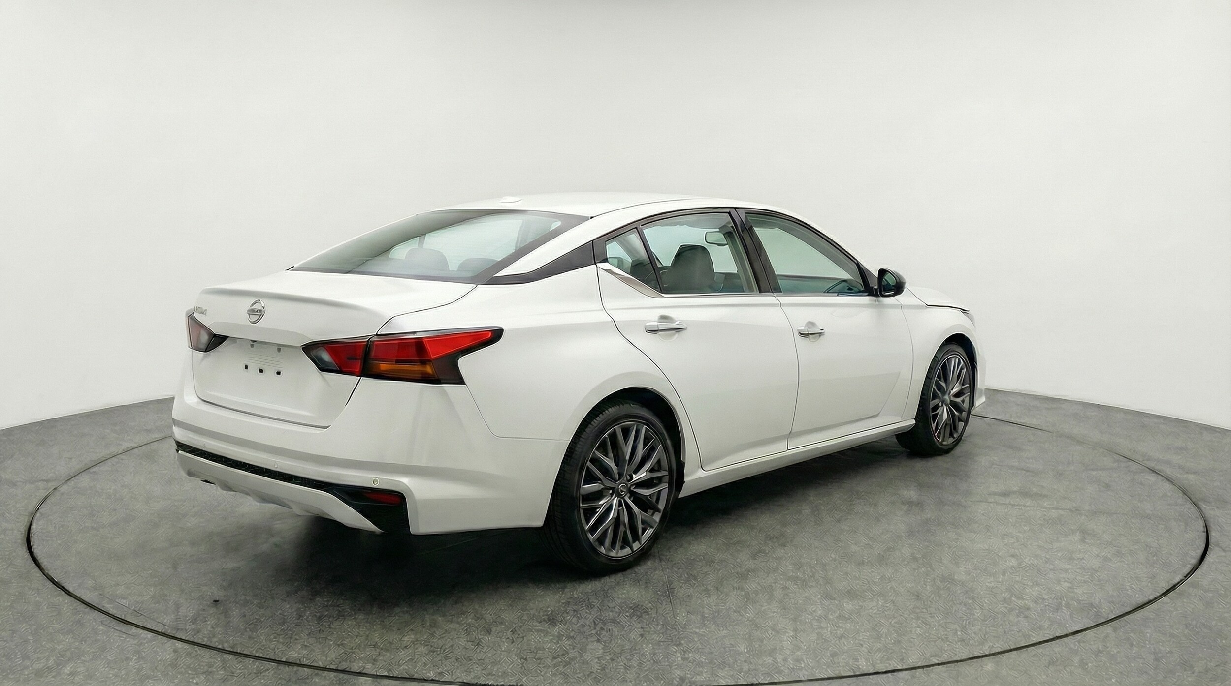 Thumbnail: 2025 Nissan Altima - 7