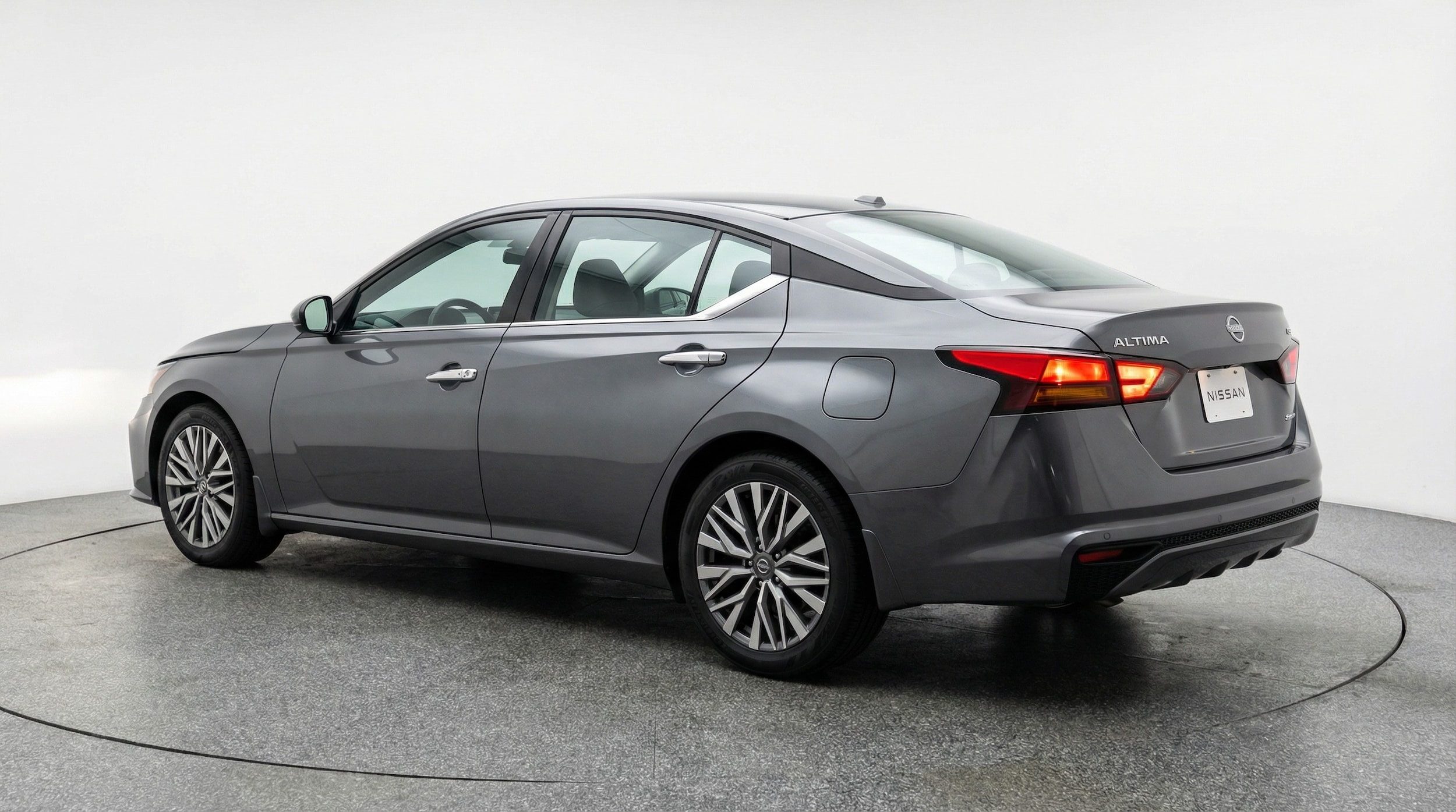 Thumbnail: 2025 Nissan Altima - 5