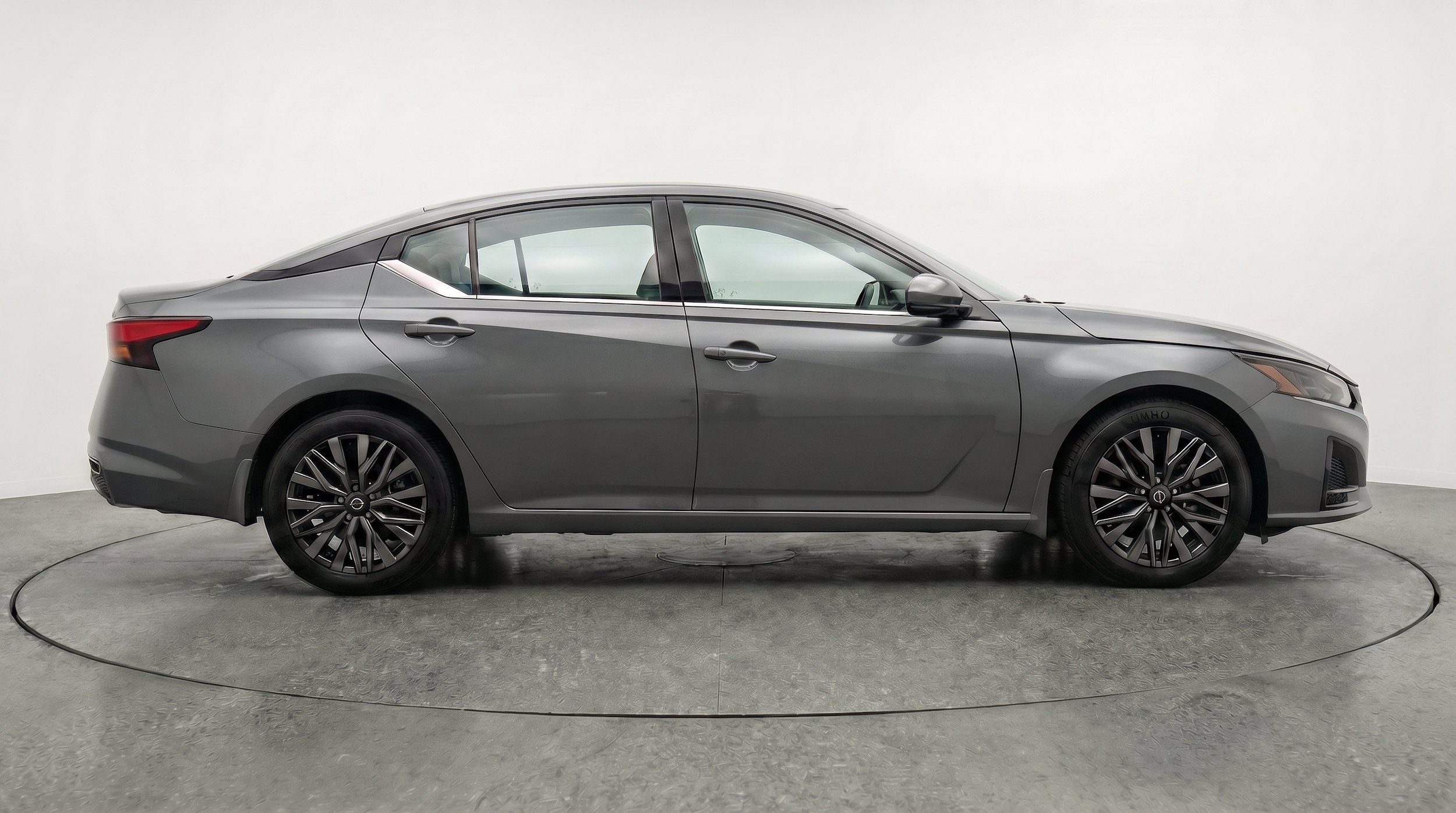 Thumbnail: 2026 Nissan Altima - 10