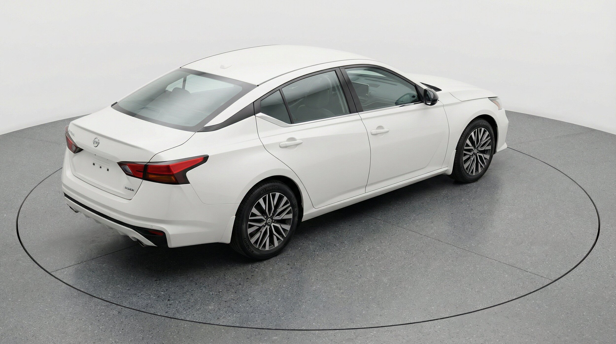 Thumbnail: 2025 Nissan Altima - 9