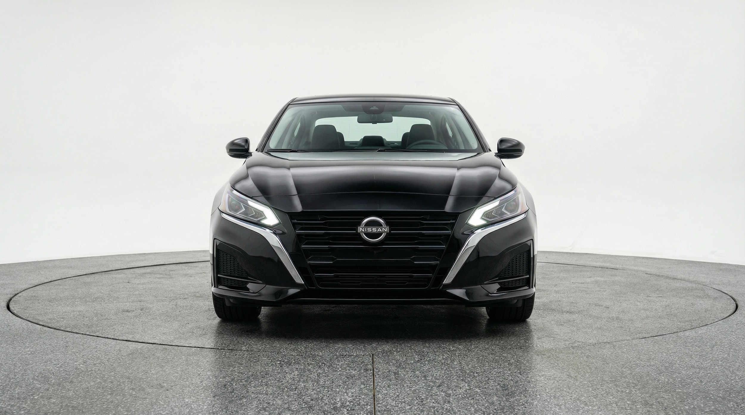 Thumbnail: 2025 Nissan Altima - 2