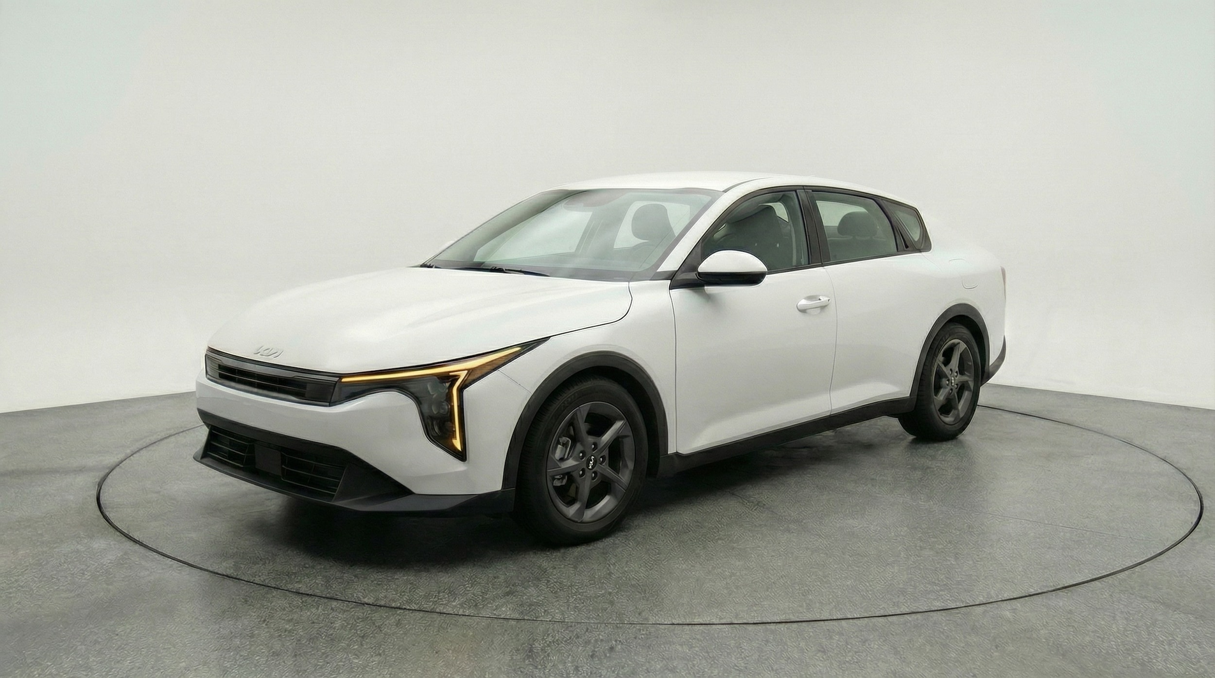 Thumbnail: 2025 Kia K4 - 3