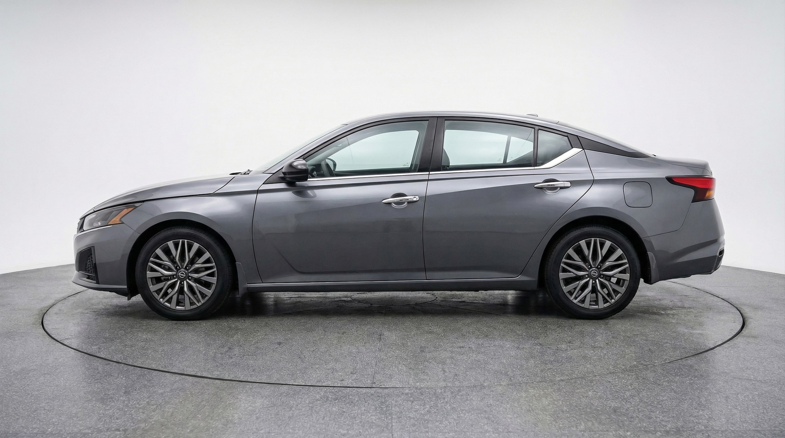 Thumbnail: 2025 Nissan Altima - 4