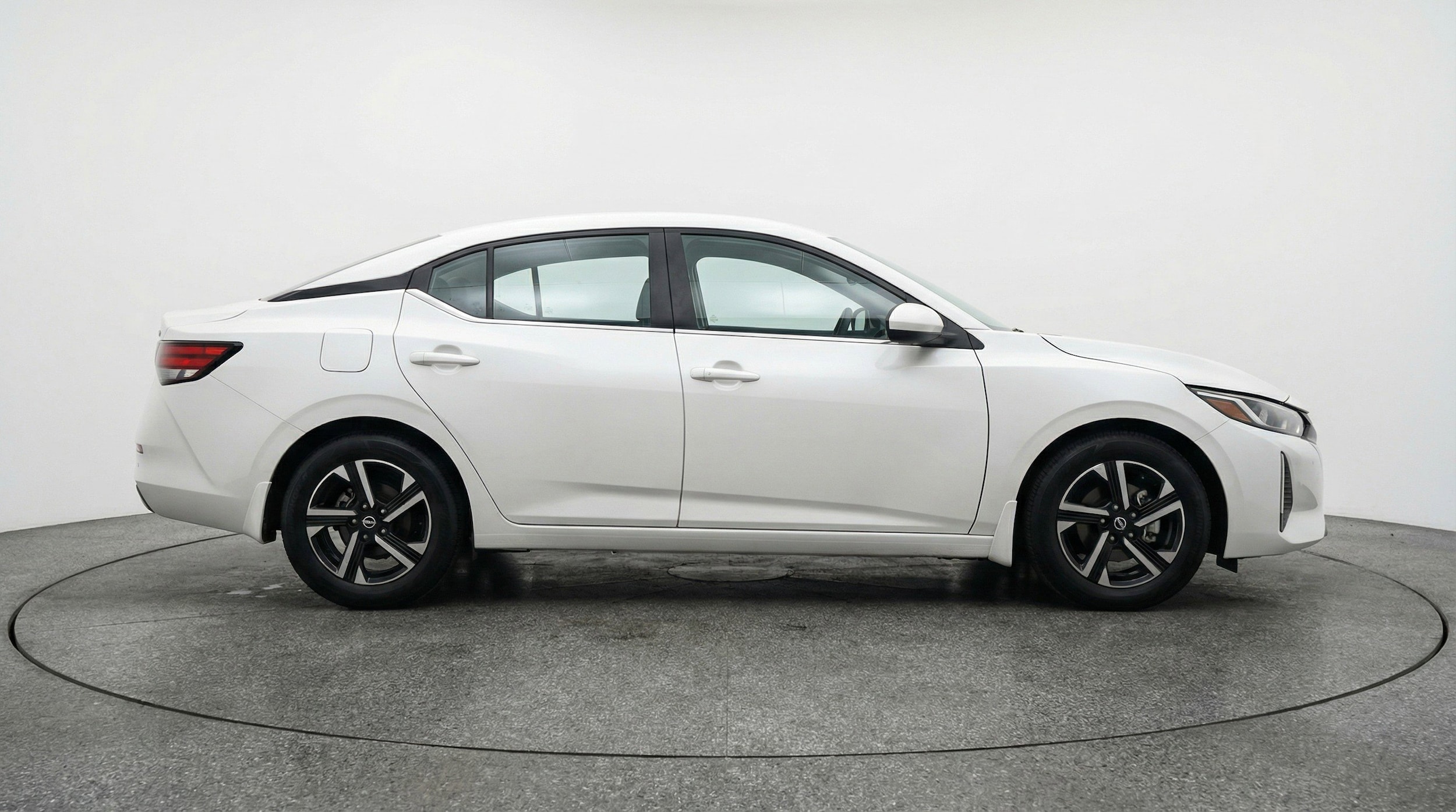 Thumbnail: 2025 Nissan Sentra - 11