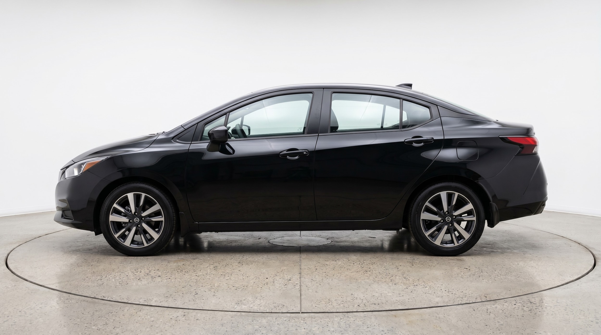Thumbnail: 2025 Nissan Versa - 4