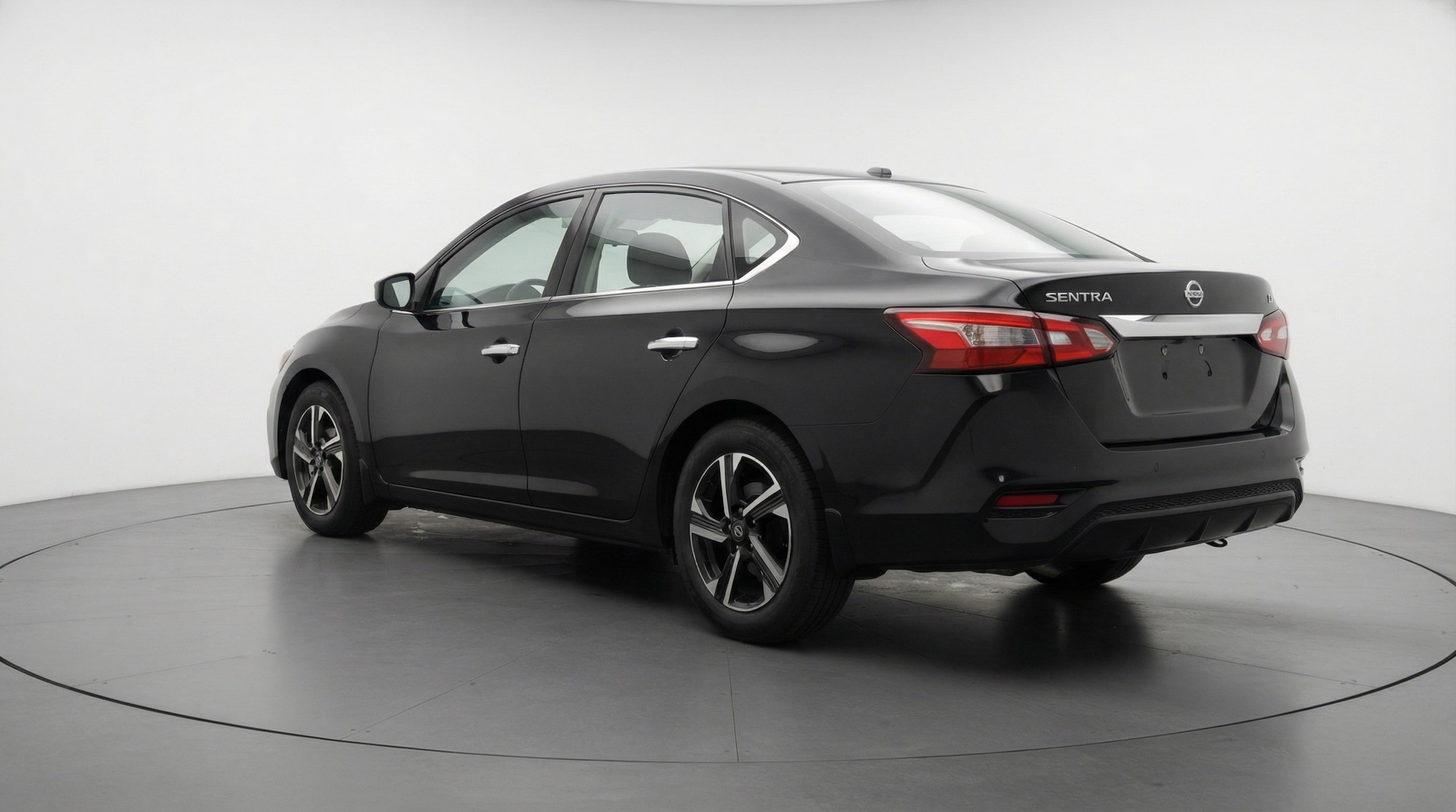 Thumbnail: 2025 Nissan Sentra - 5