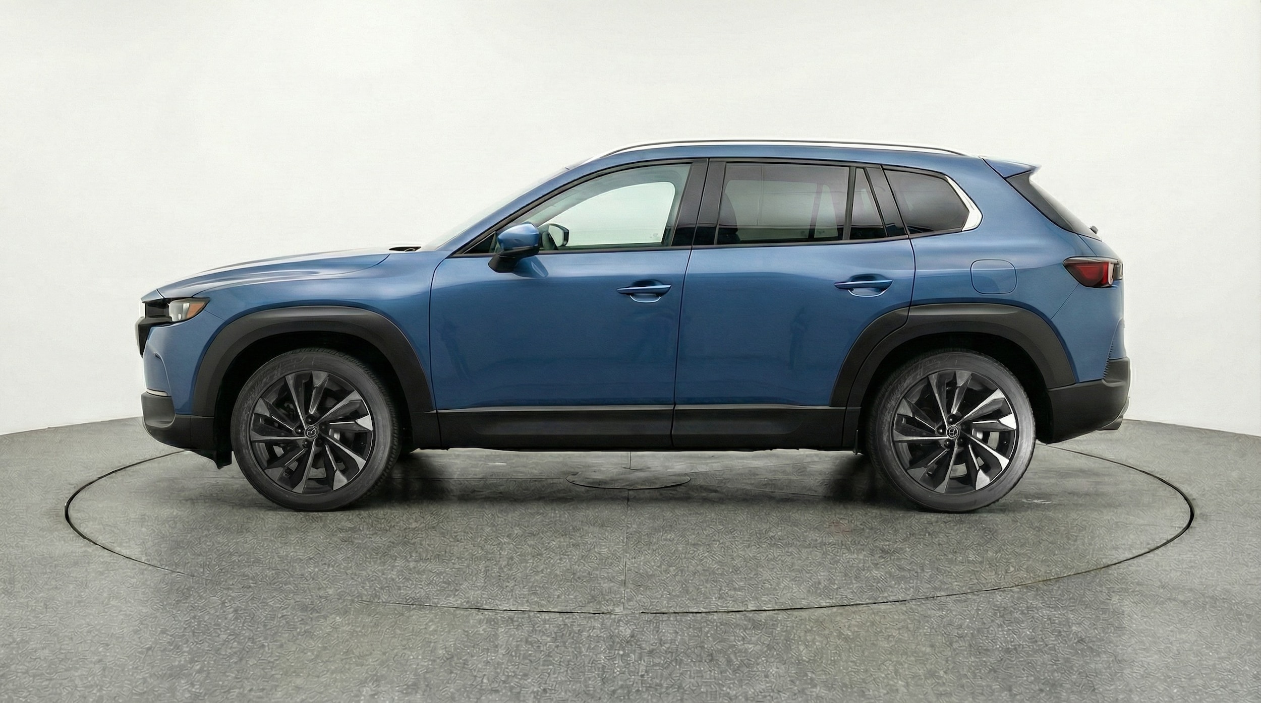 Thumbnail: 2025 Mazda CX-50 - 4