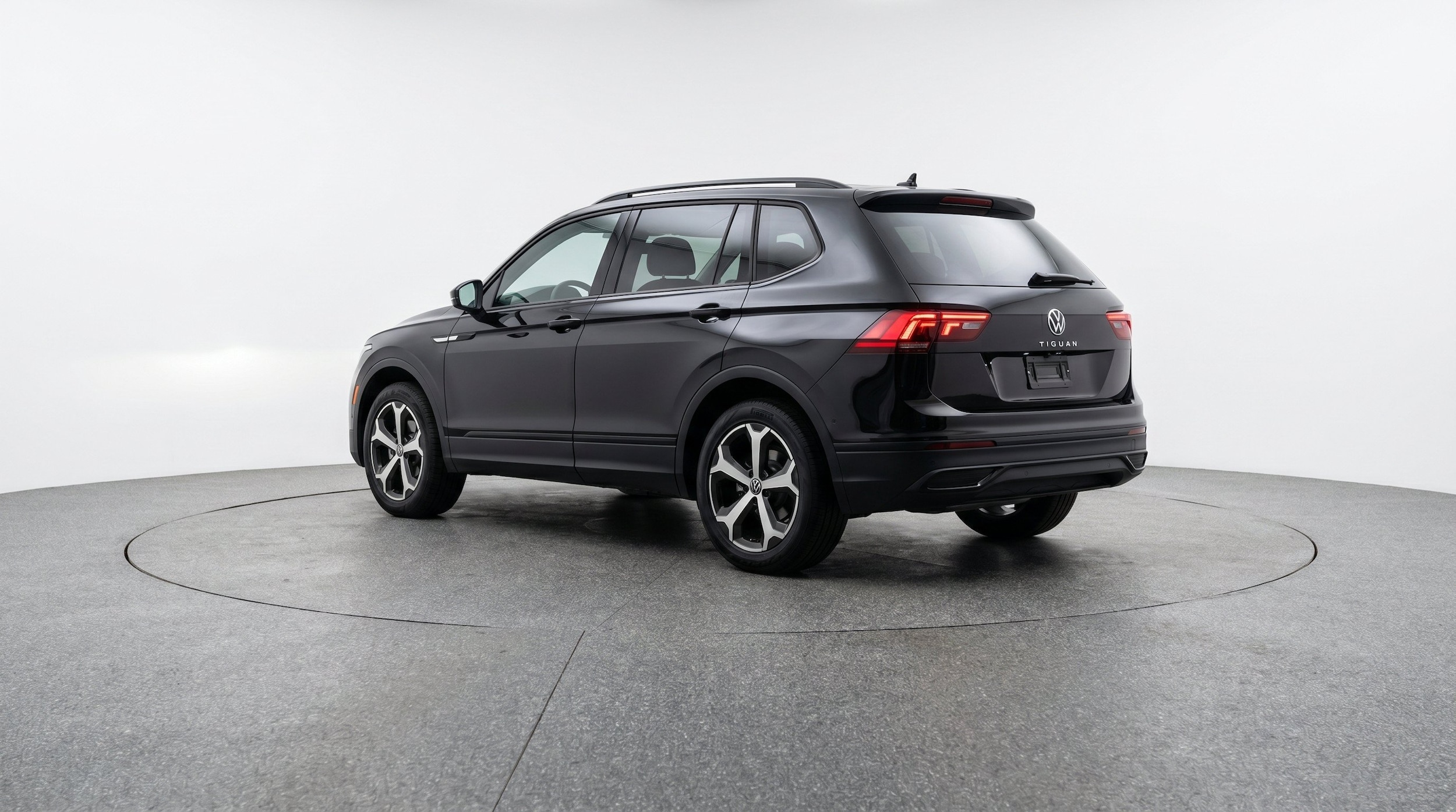 Thumbnail: 2026 Volkswagen Tiguan - 6