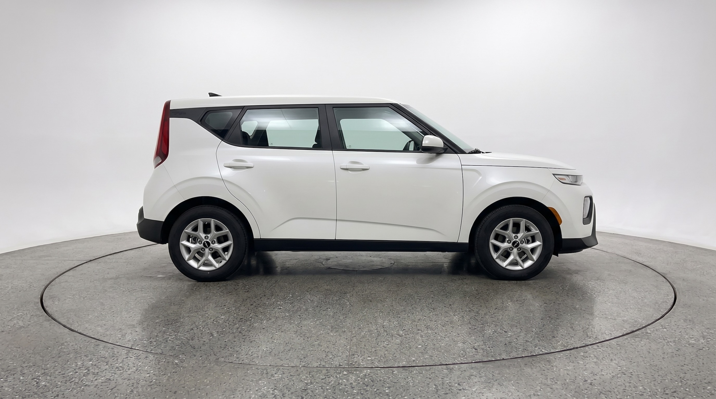 Thumbnail: 2025 Kia Soul - 8