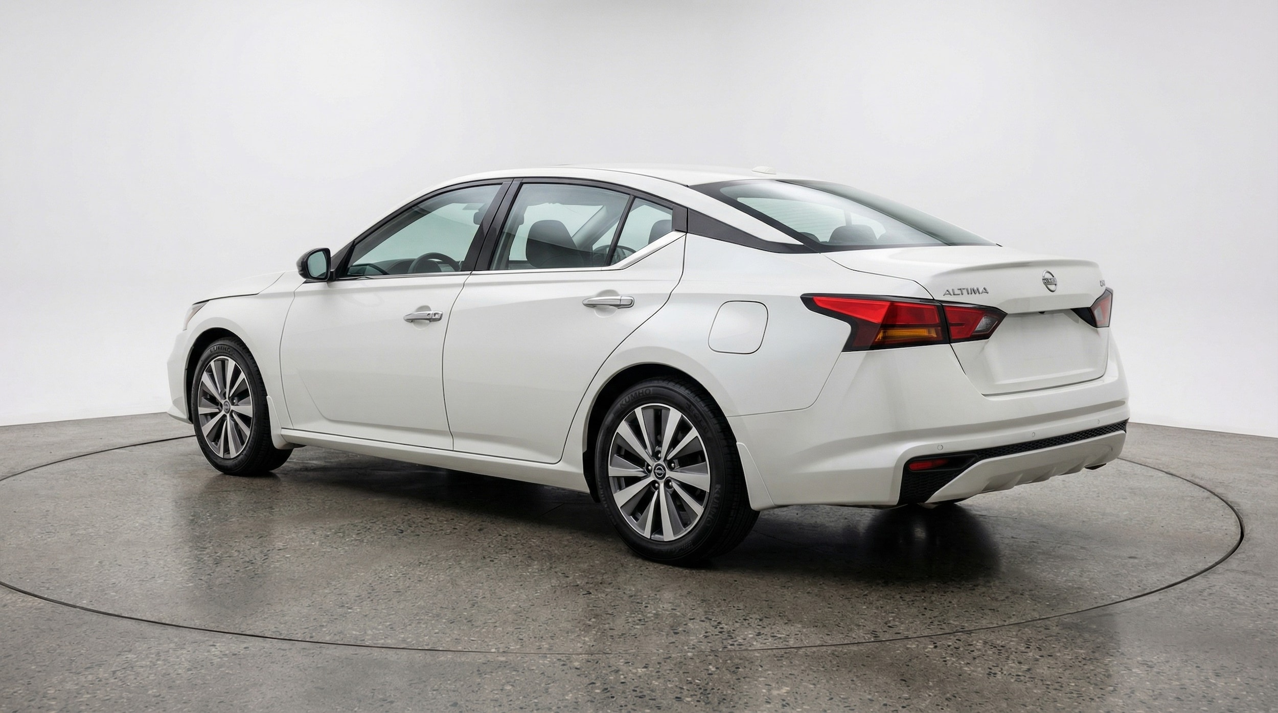 Thumbnail: 2025 Nissan Altima - 5