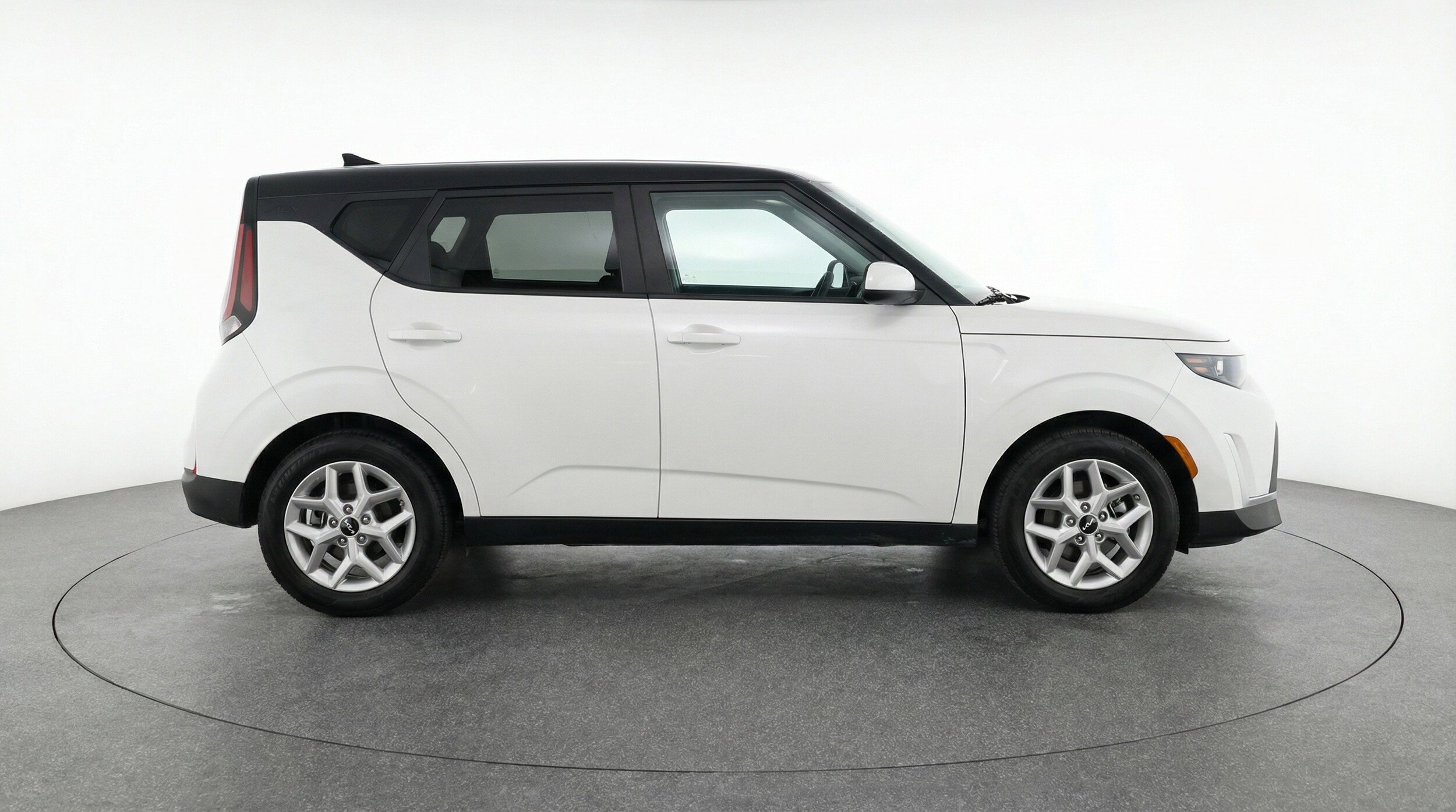 Thumbnail: 2025 Kia Soul - 11