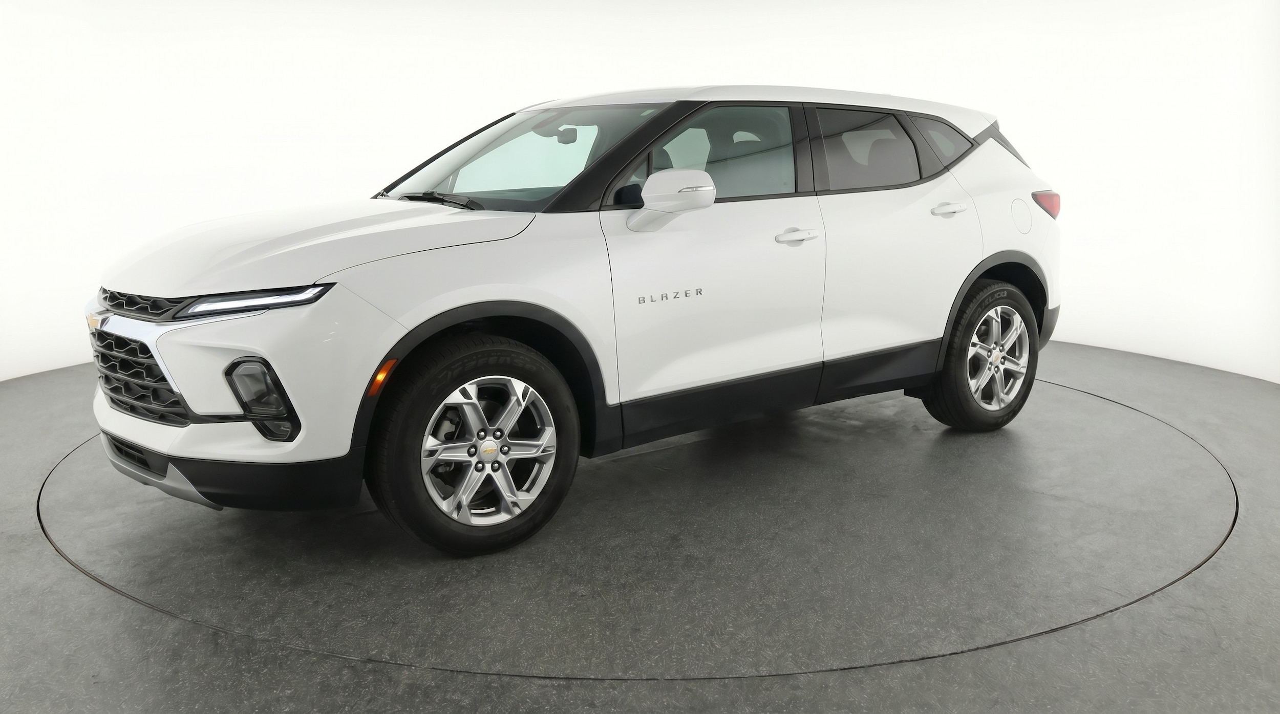 Thumbnail: 2025 Chevrolet Blazer - 3