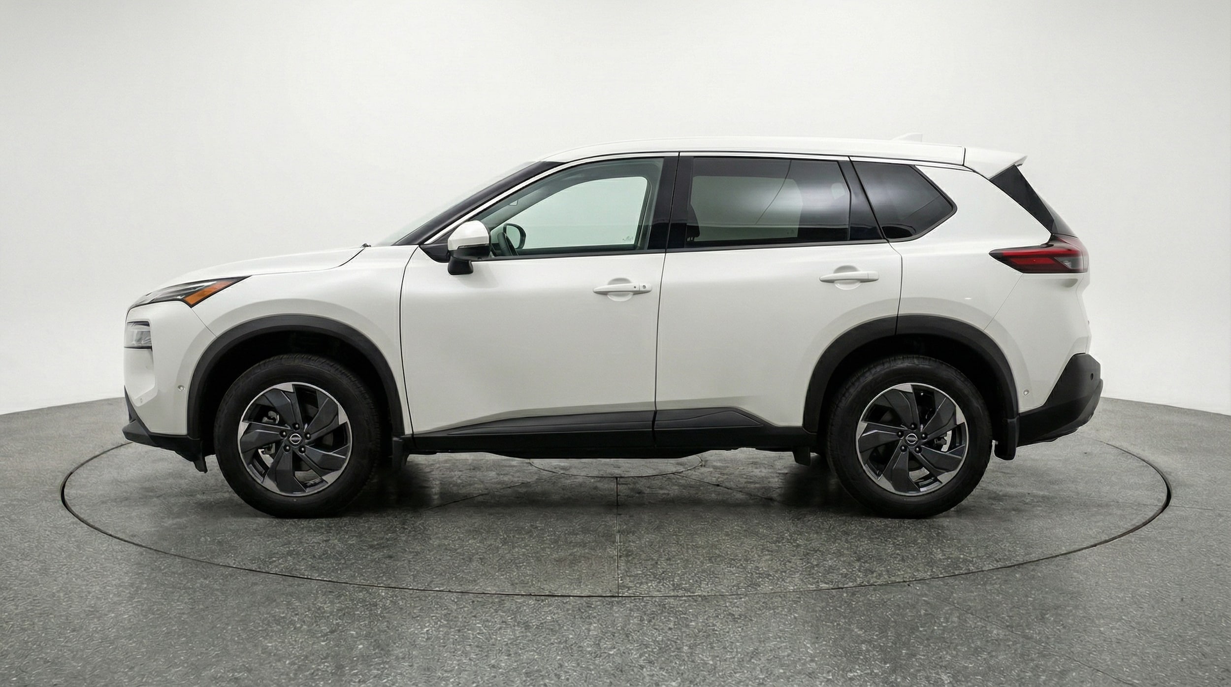 Thumbnail: 2025 Nissan Rogue - 4