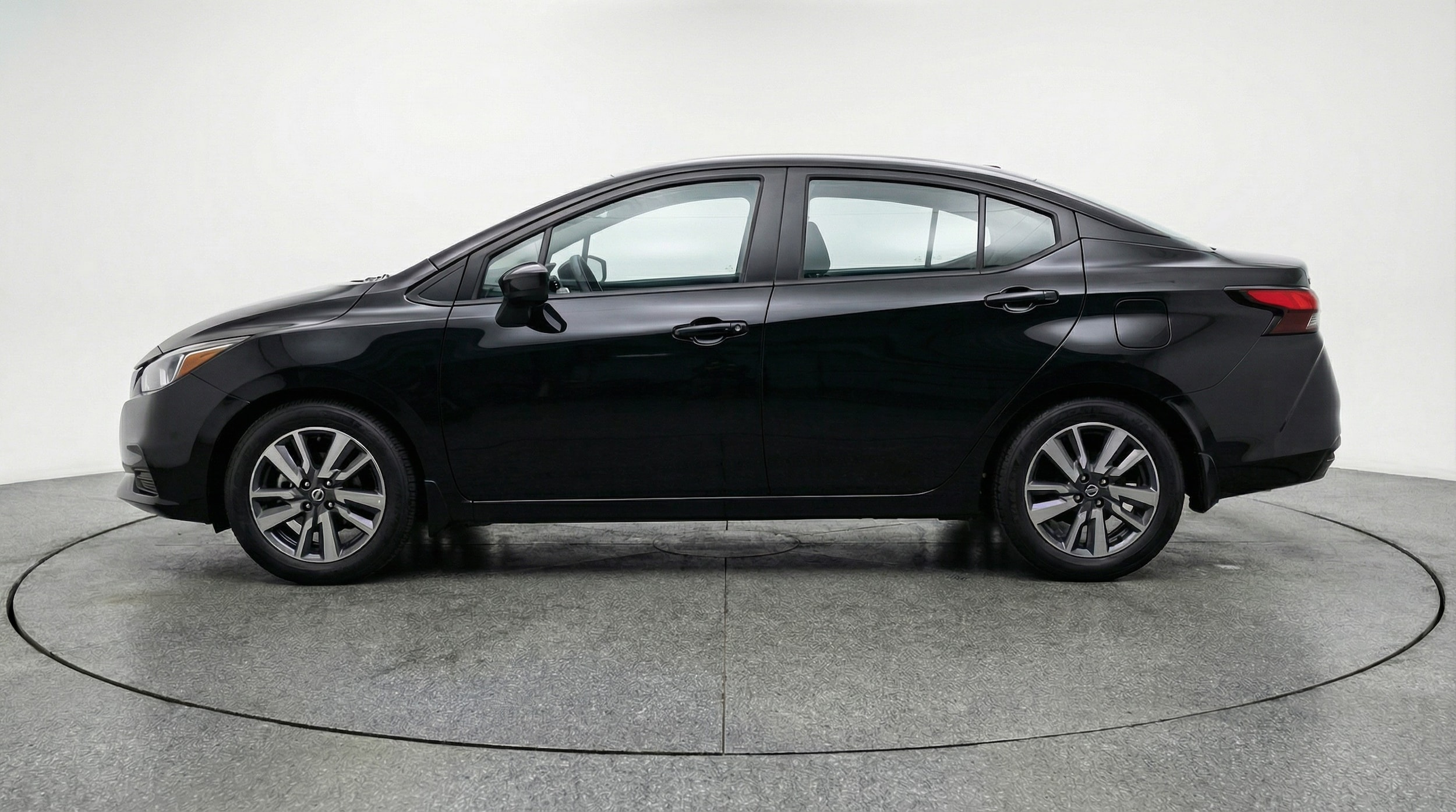 Thumbnail: 2025 Nissan Versa - 4