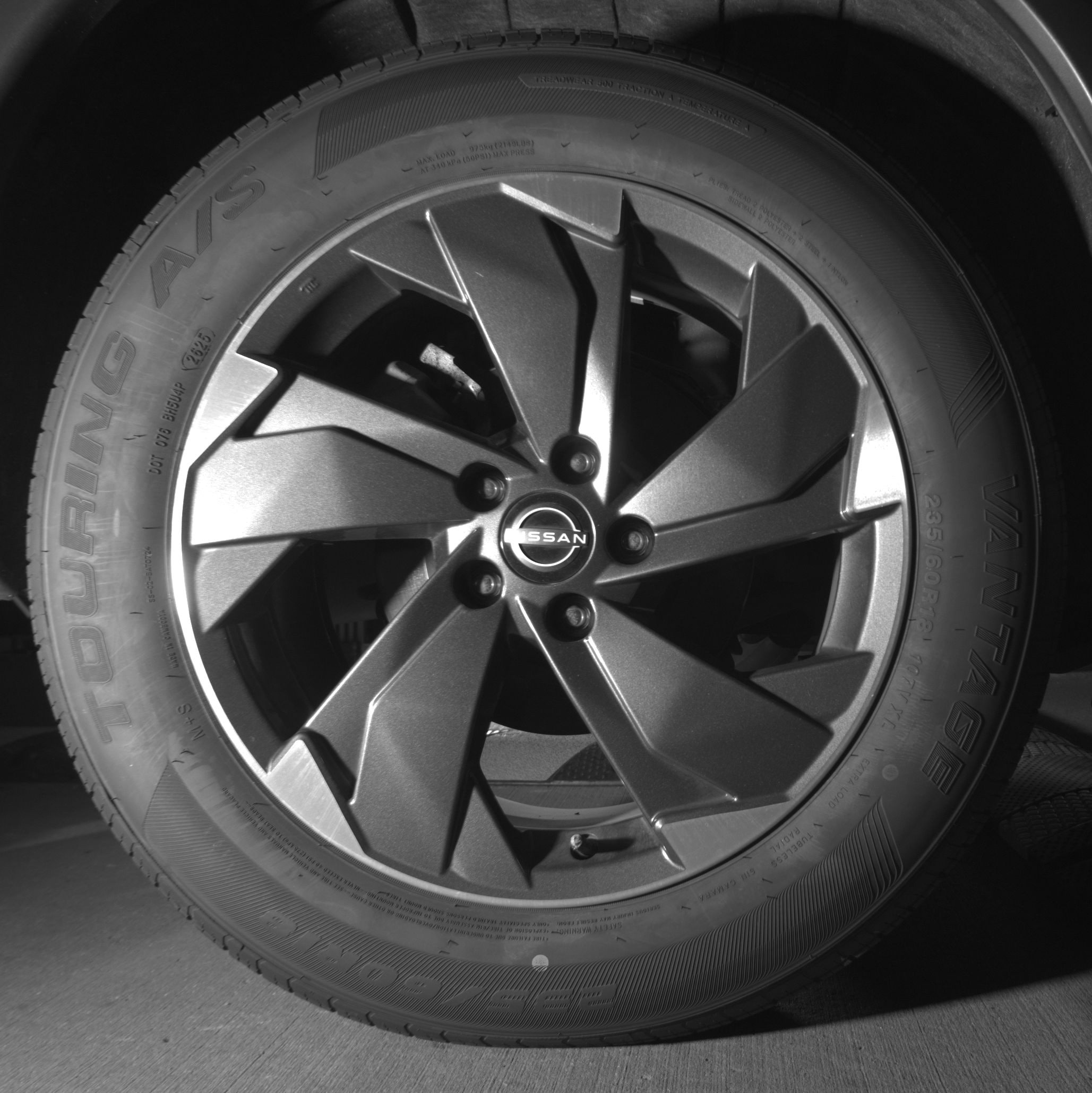 Thumbnail: 2025 Nissan Rogue - 12