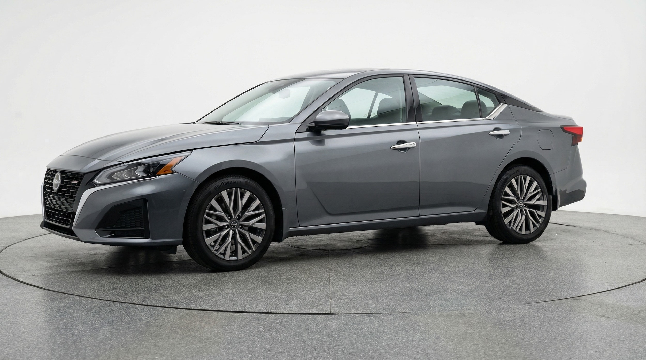 Thumbnail: 2025 Nissan Altima - 3