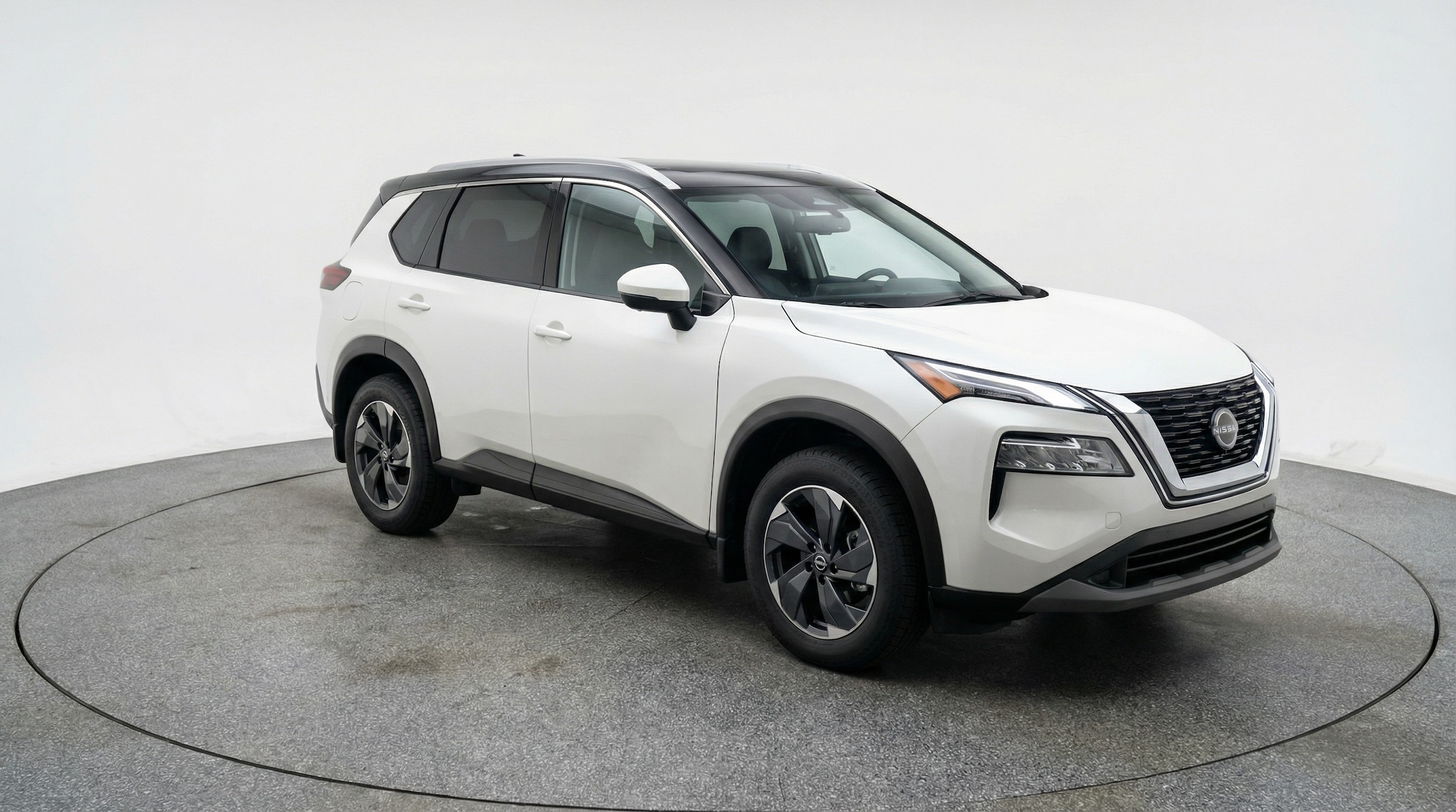 Thumbnail: 2025 Nissan Rogue - 1