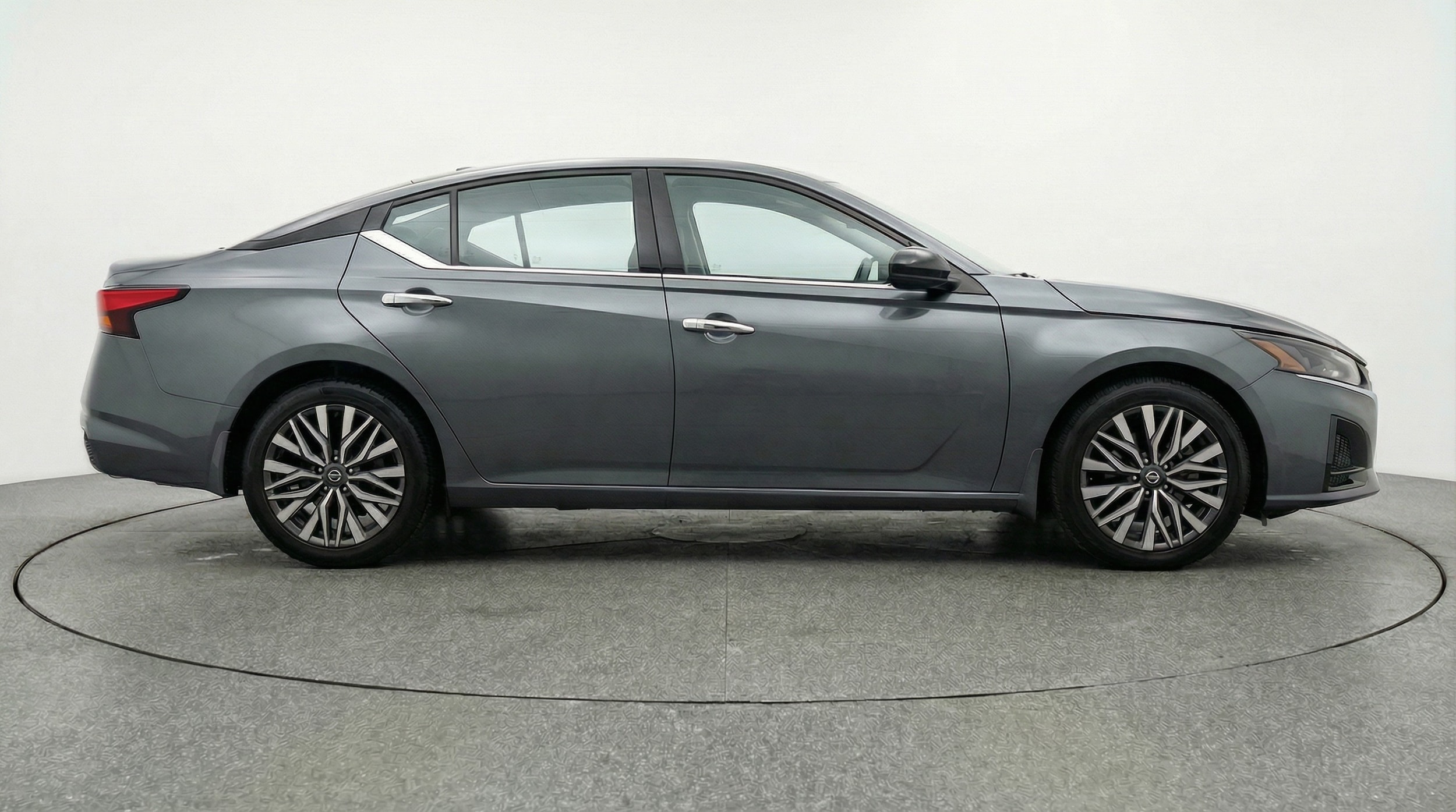 Thumbnail: 2025 Nissan Altima - 8